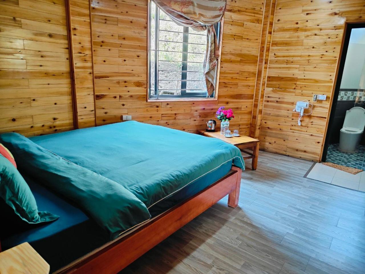 Gasthof Hmong Wooden *