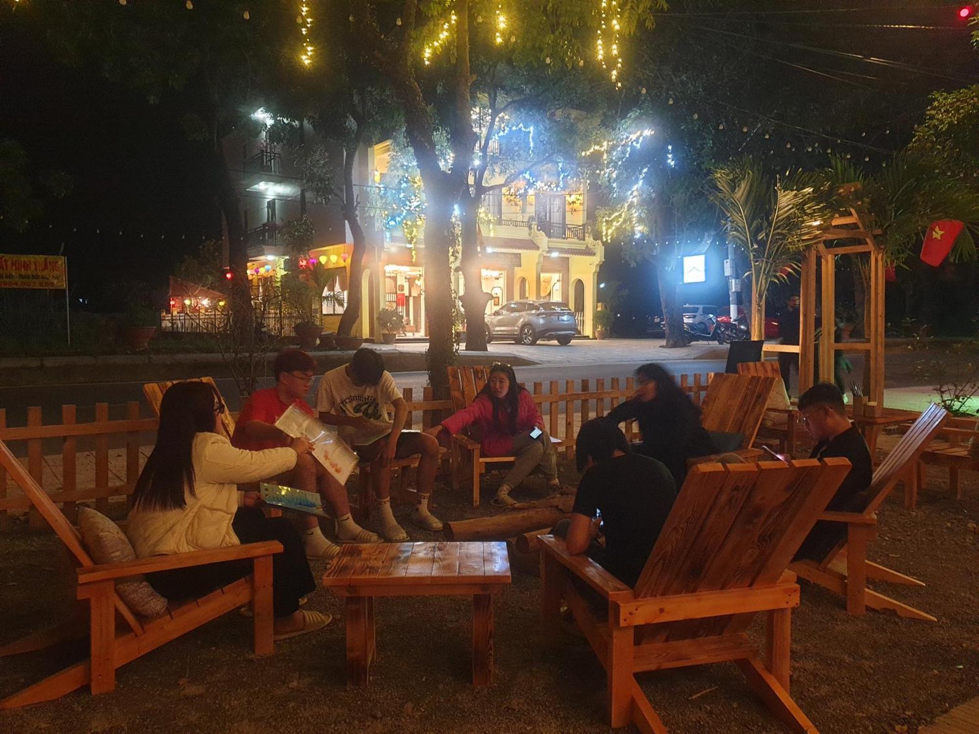 Cozy Son Khách sạn