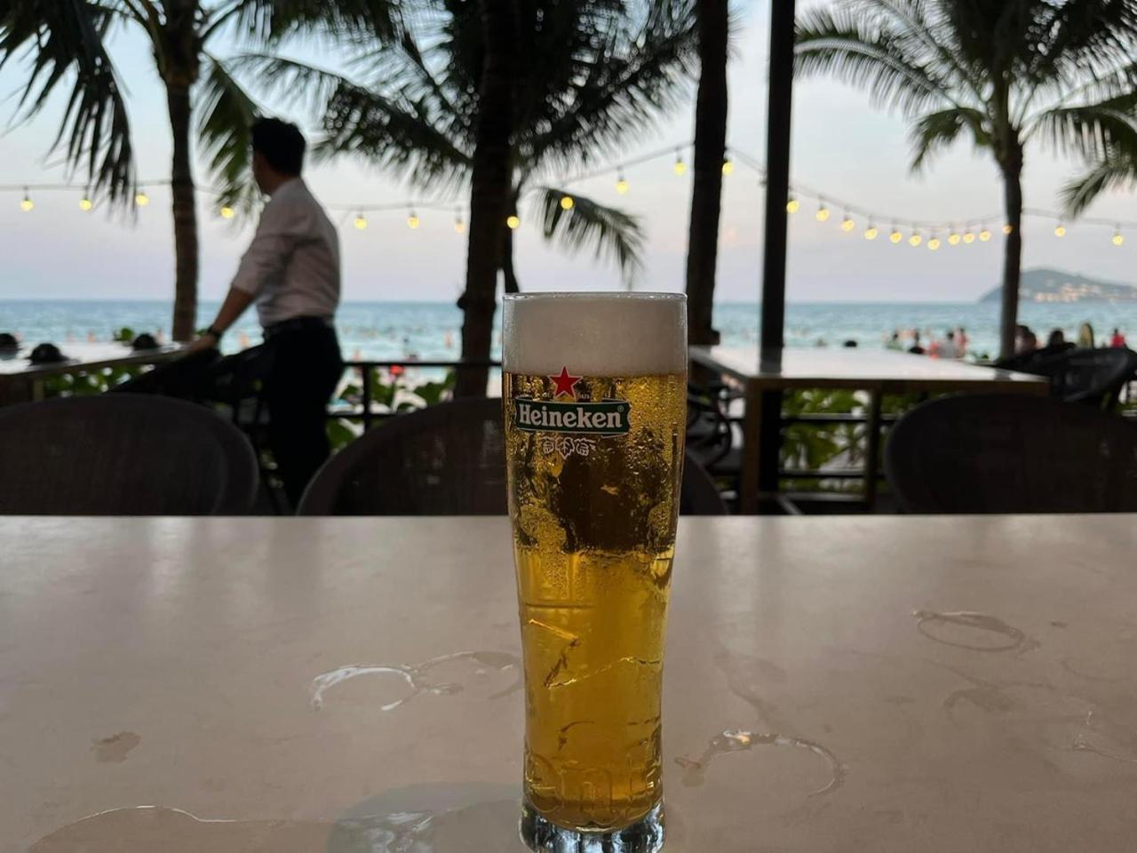 Diamond Beach Hotel