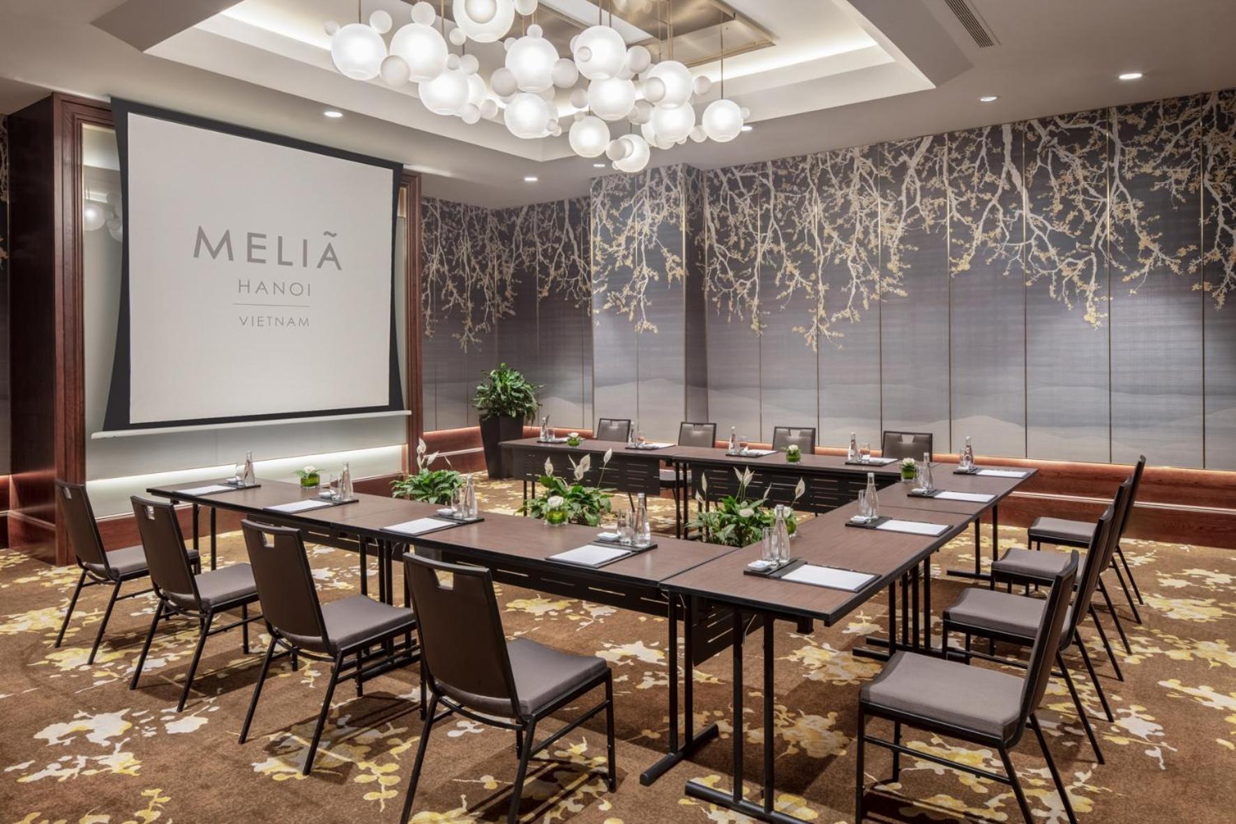 Khách sạn Melia 5*