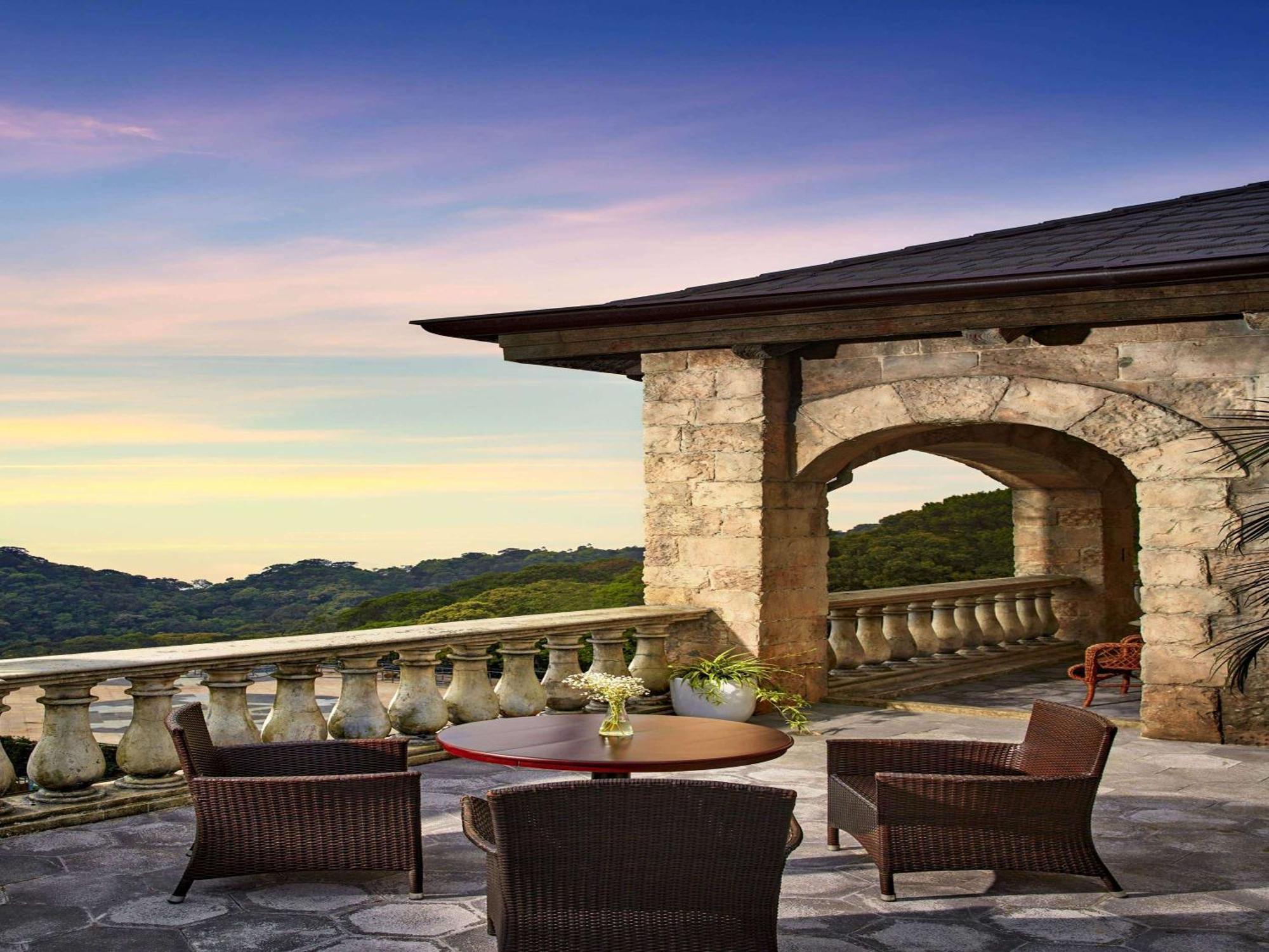 Mercure French Village Bana Hills 4* Da Nang