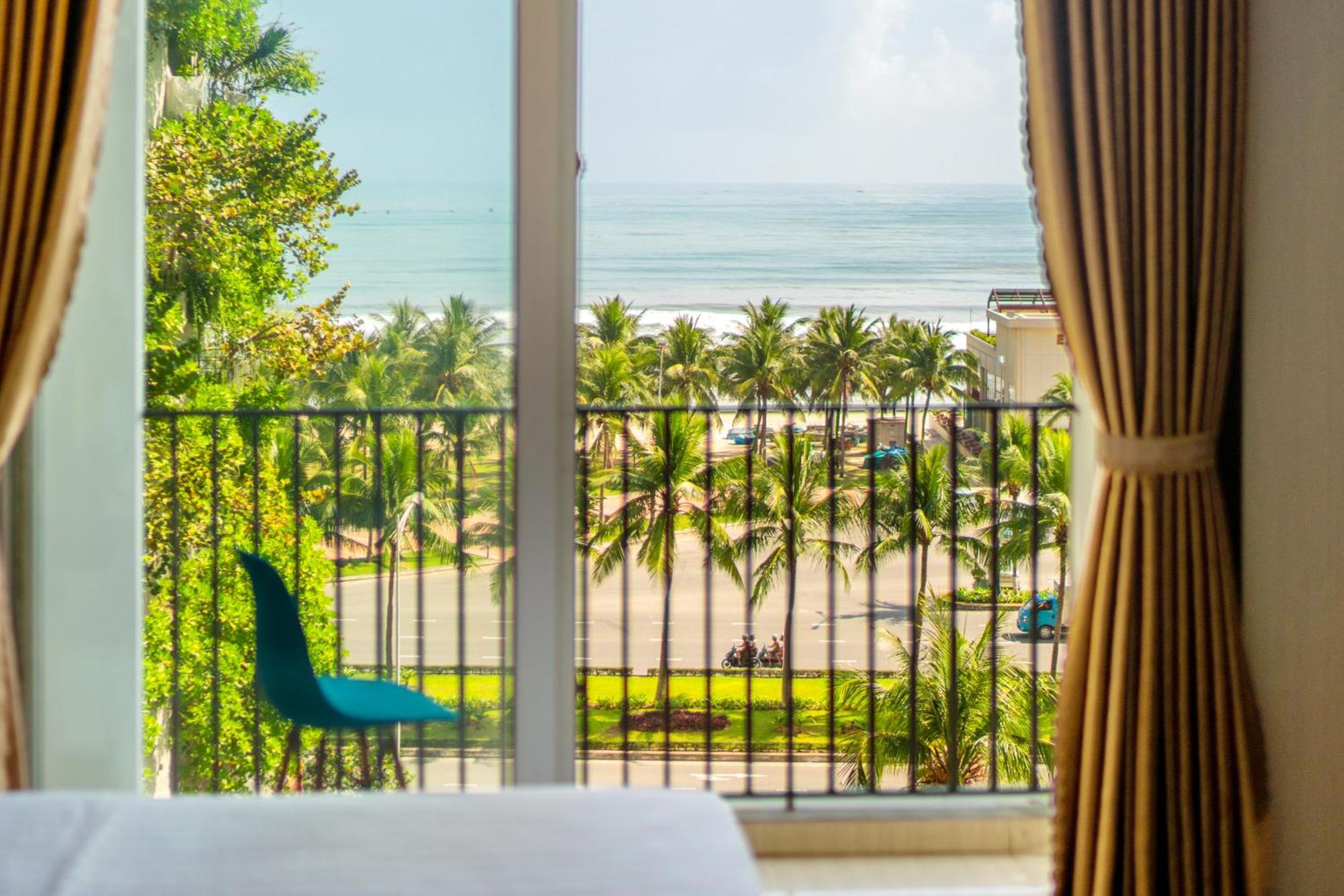 Rich Hotel 2*