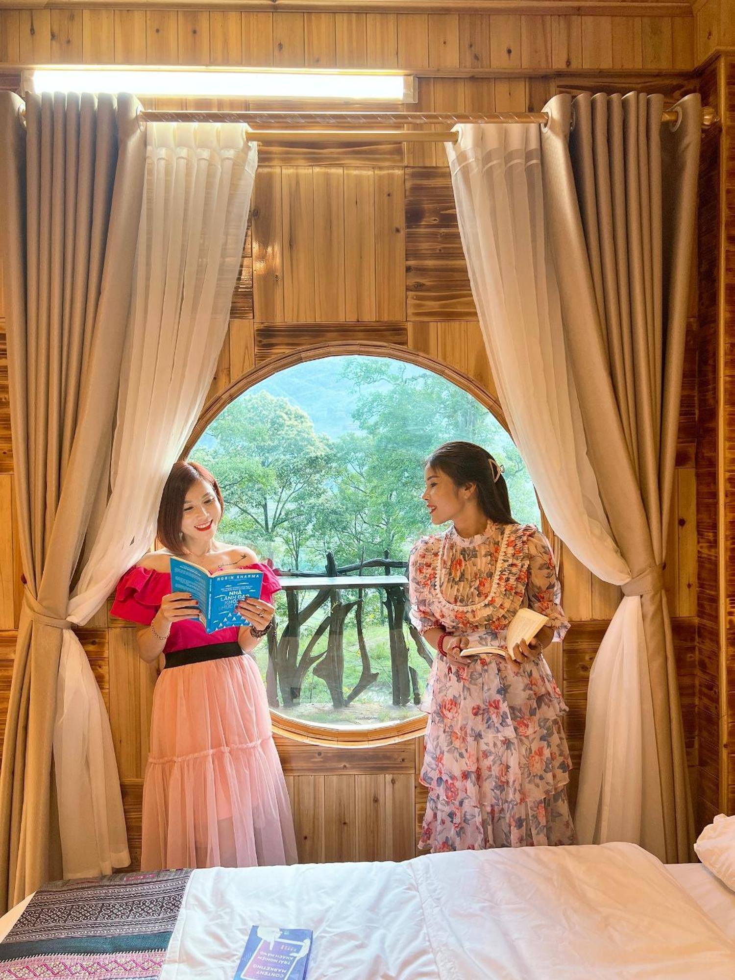Mt House Resort