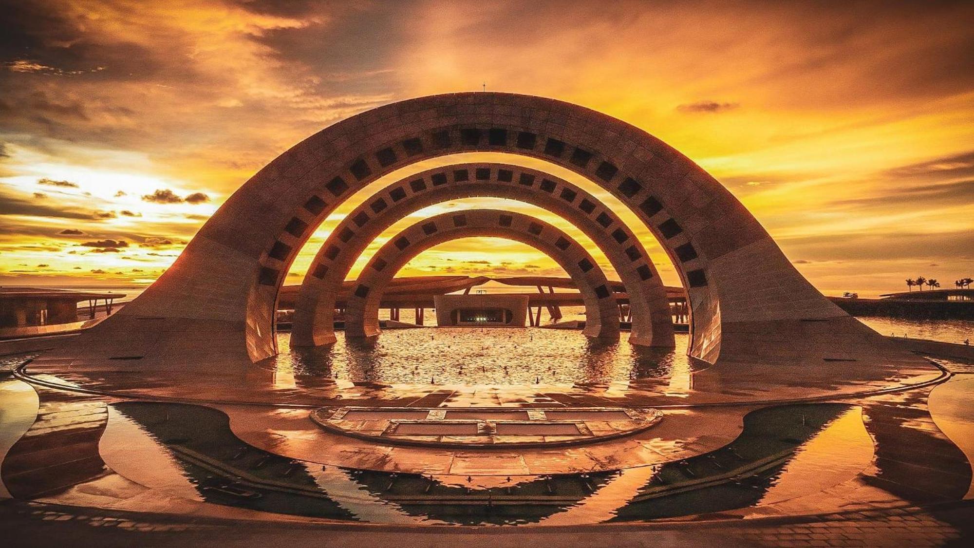 Hotel Sea Sunset - Welcome To A Mixing World Of Friends