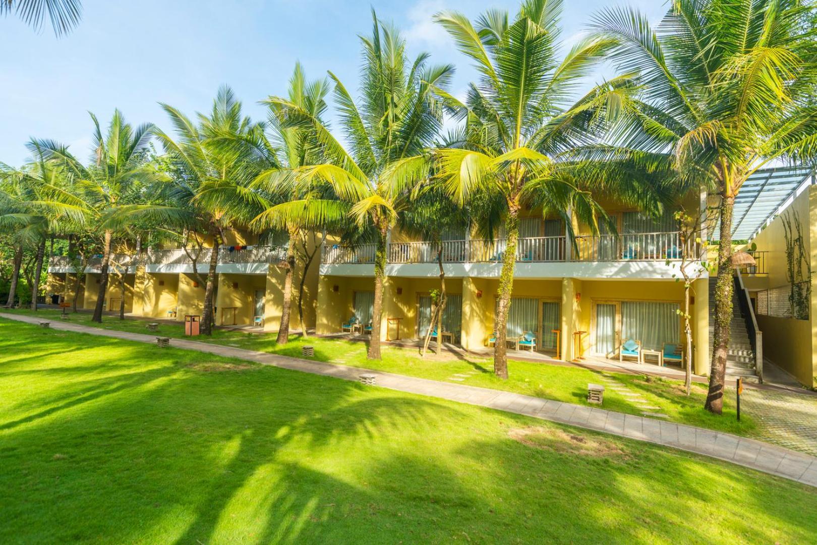 Lahana & Resort