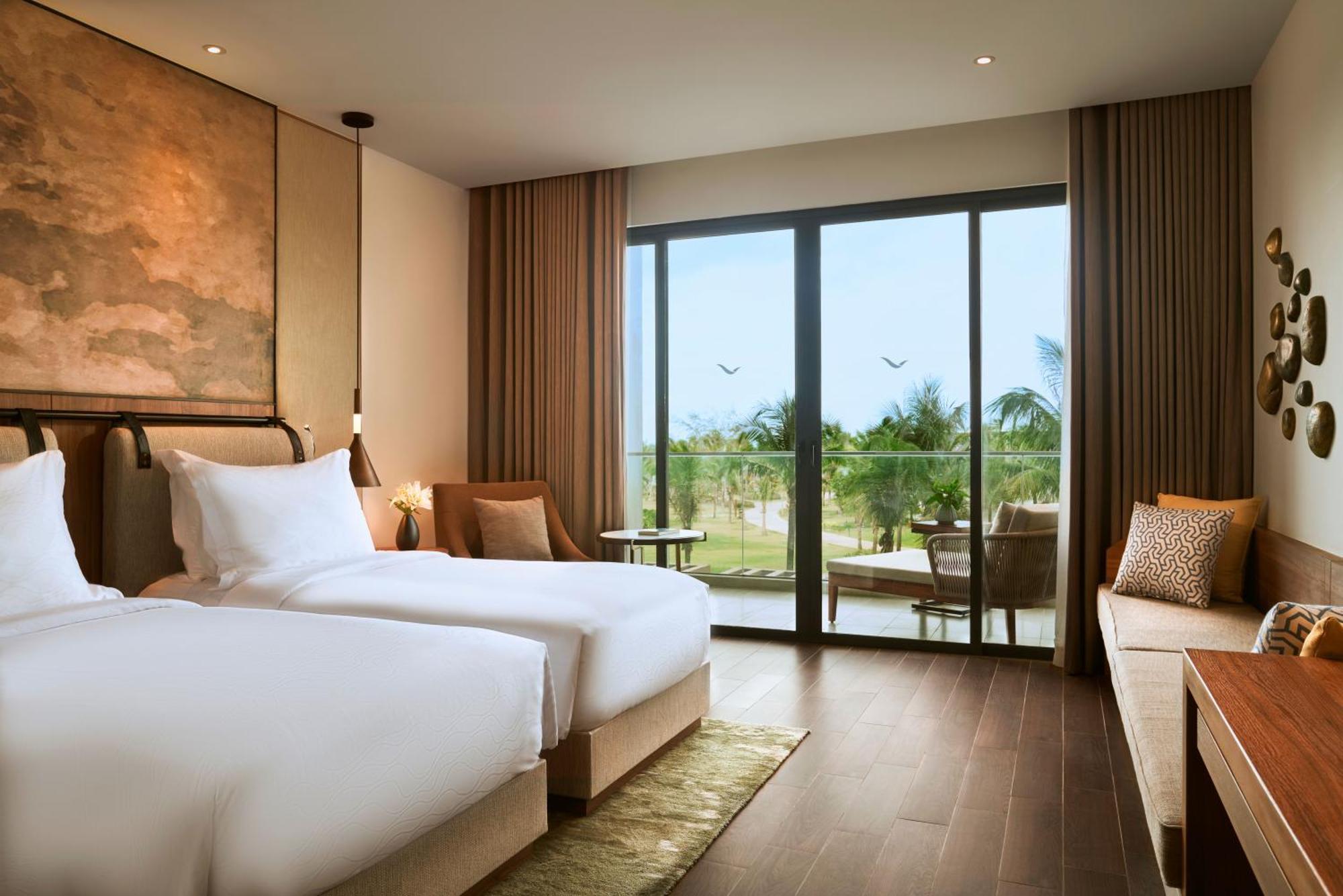 Moevenpick Waverly 5*