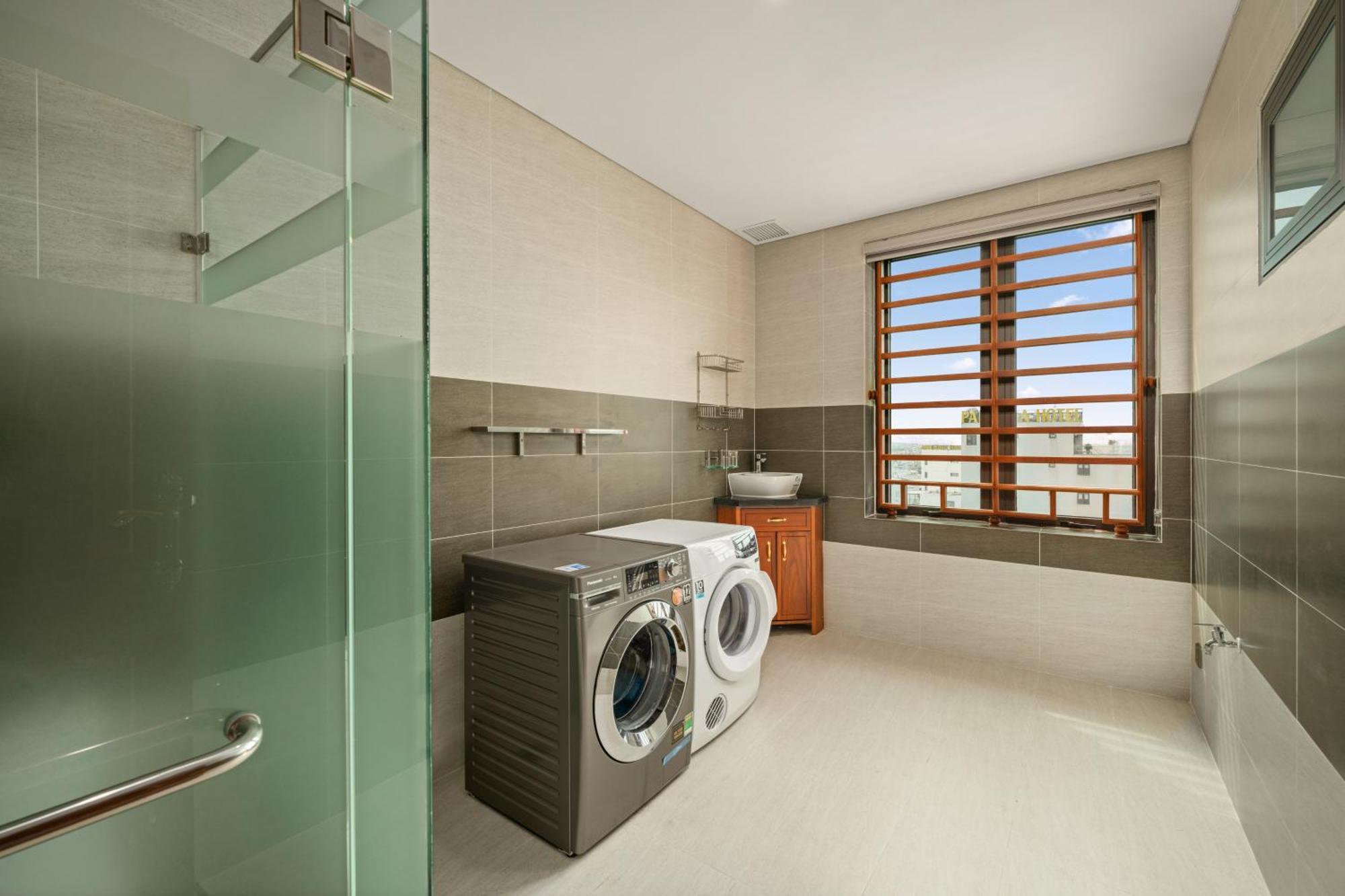 Monalisa Luxury