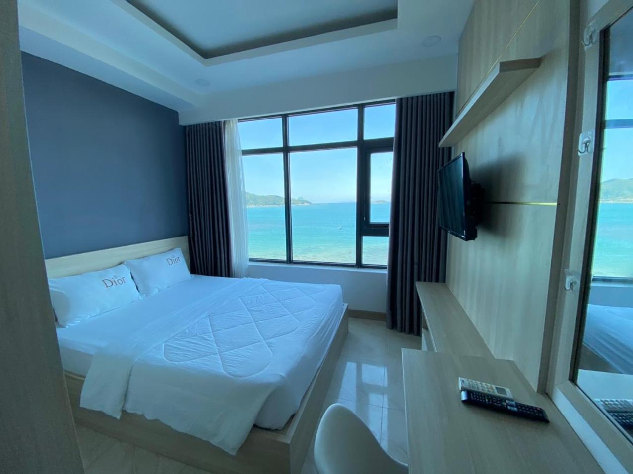 Beach Apartment *