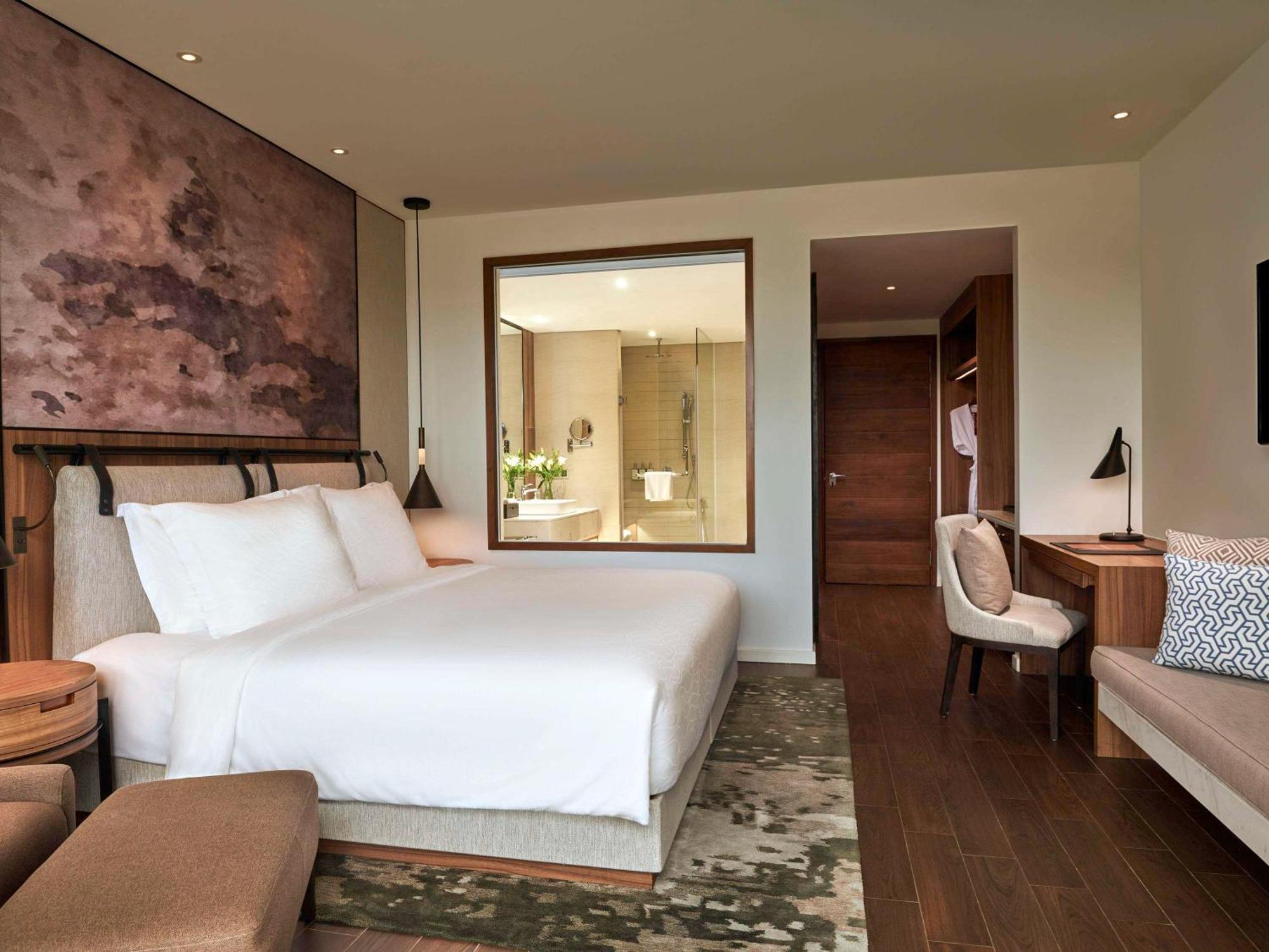 Resort Moevenpick Waverly Phu Quoc