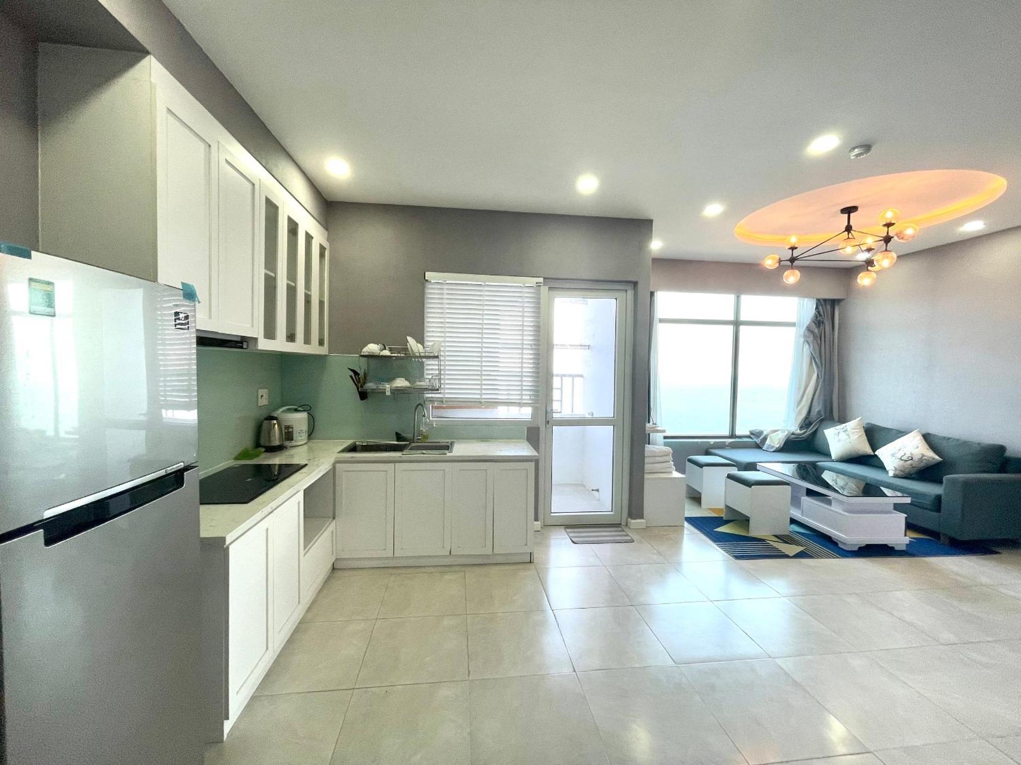 Apartment Hon Chong Oceanfront Luxury