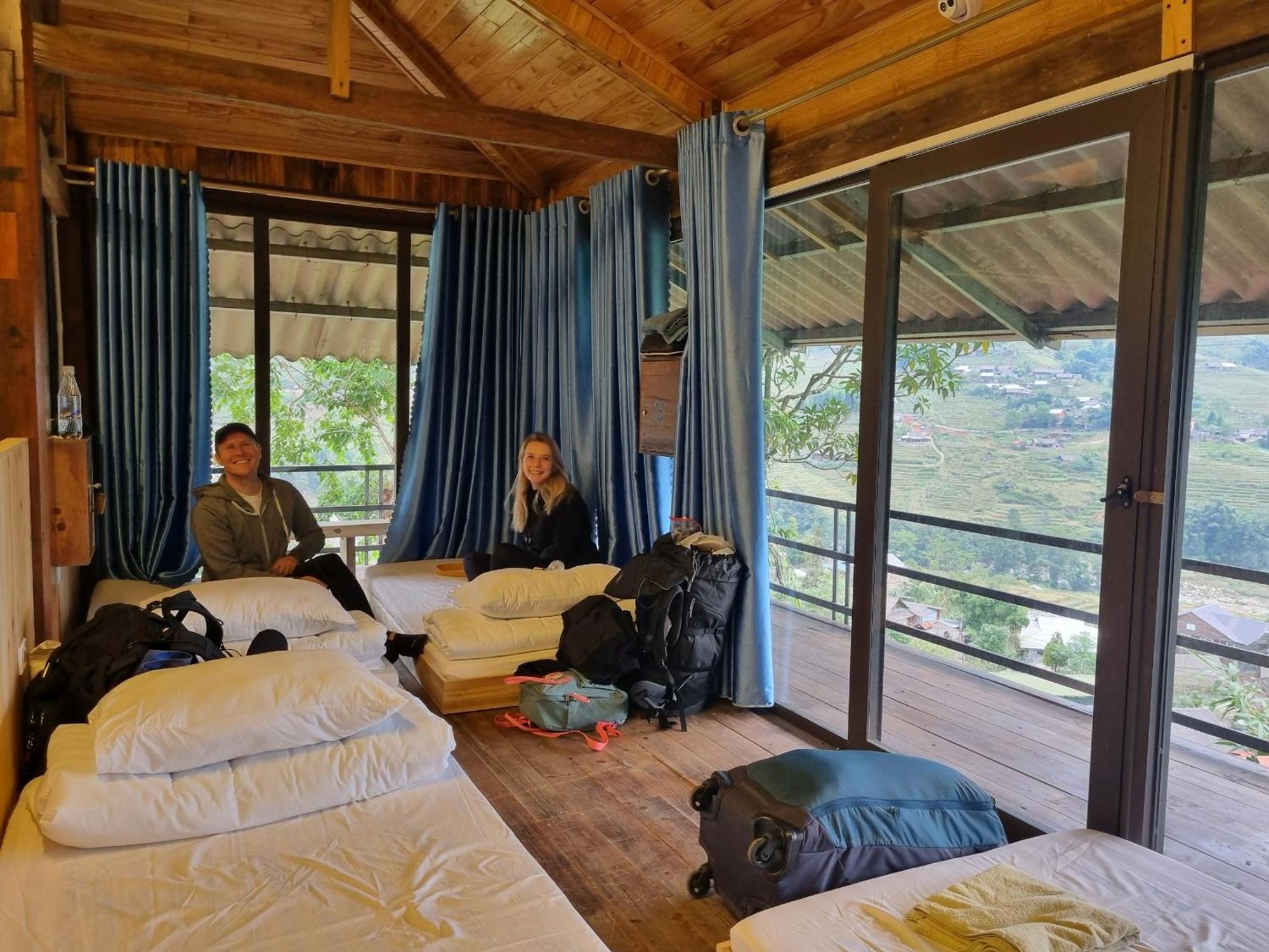 Tavan Chopai Homestay *