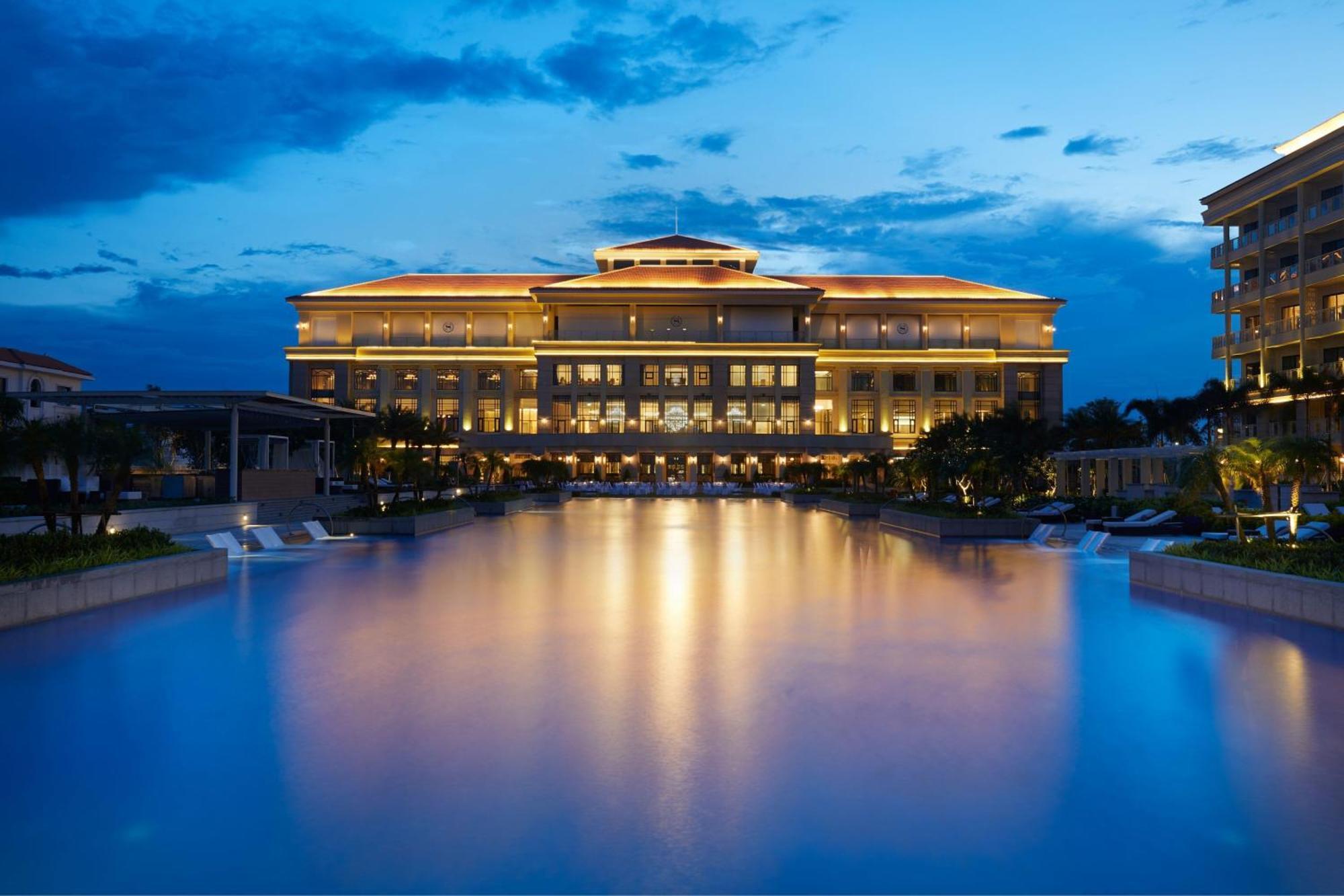 Sheraton Grand & Convention Center 5* Da Nang
