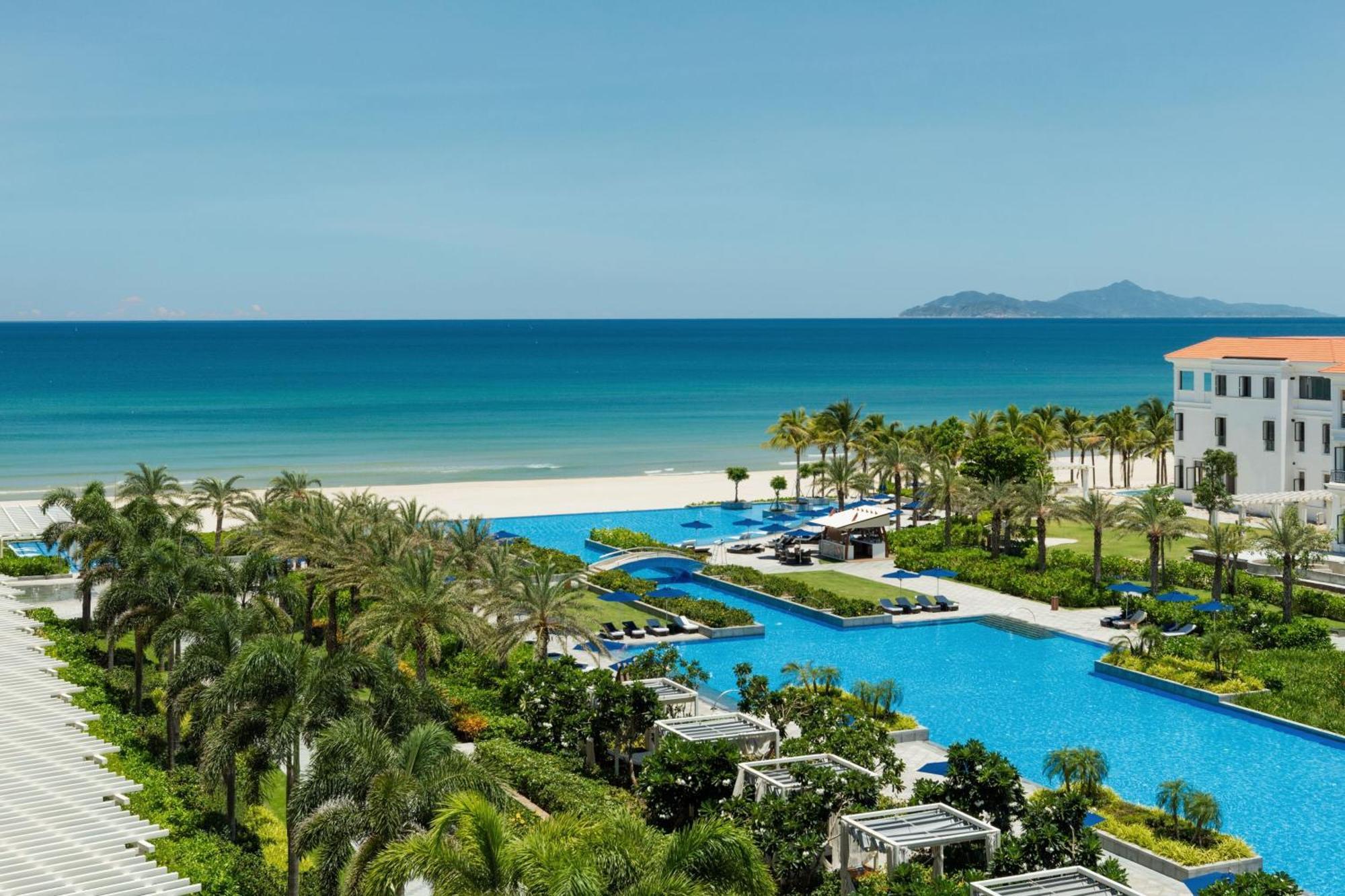 Resort Sheraton Grand & Convention Center