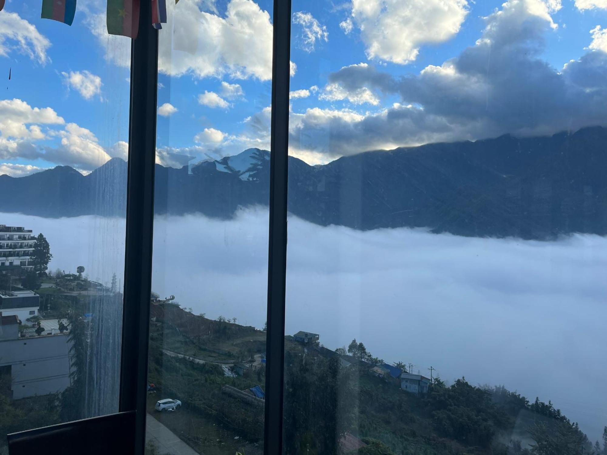 Valley View Hotel 3*