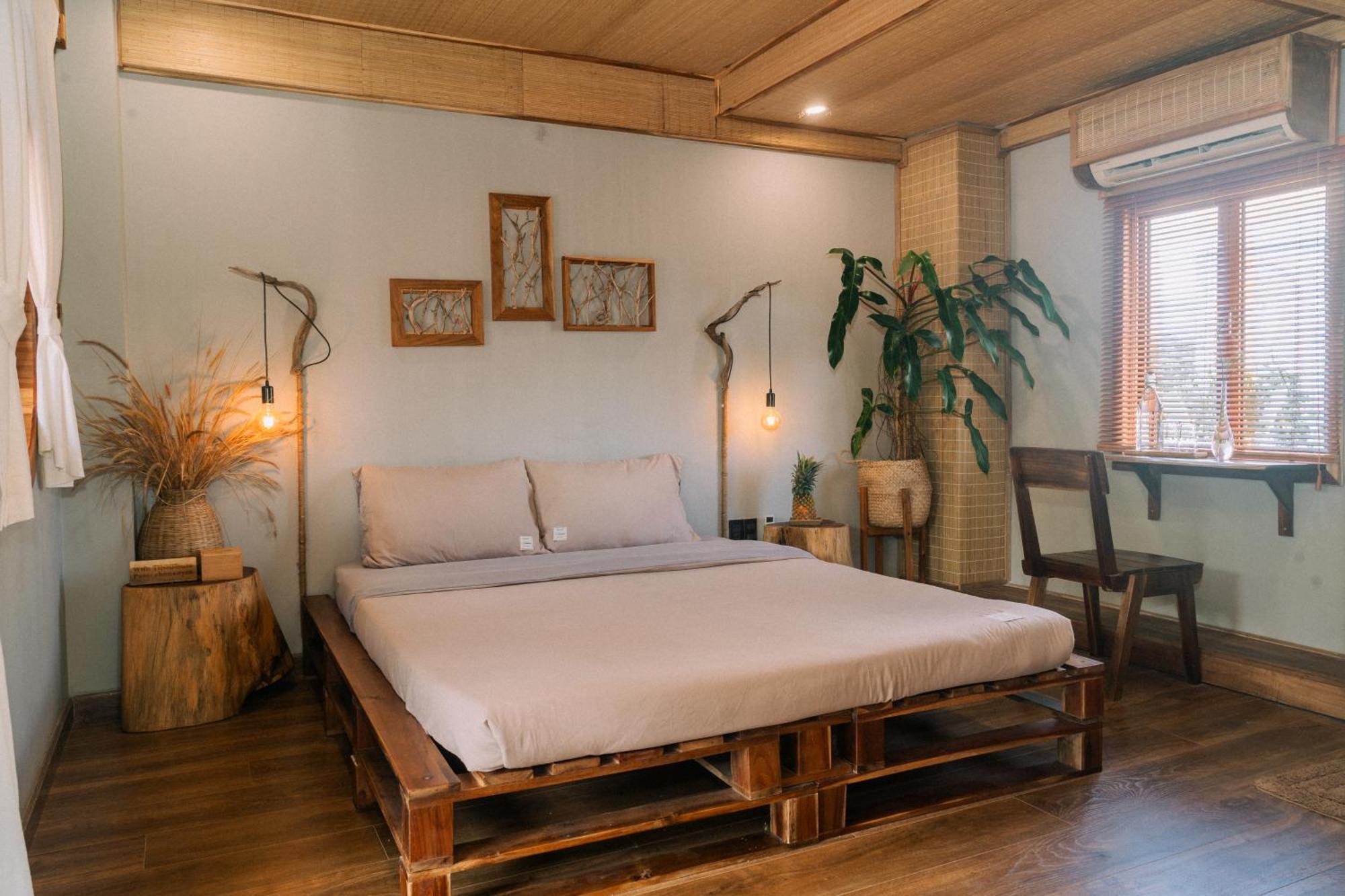 Tinh House Hotel 2*