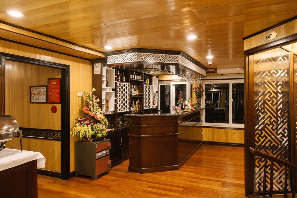 Cristina Diamond Cruise 