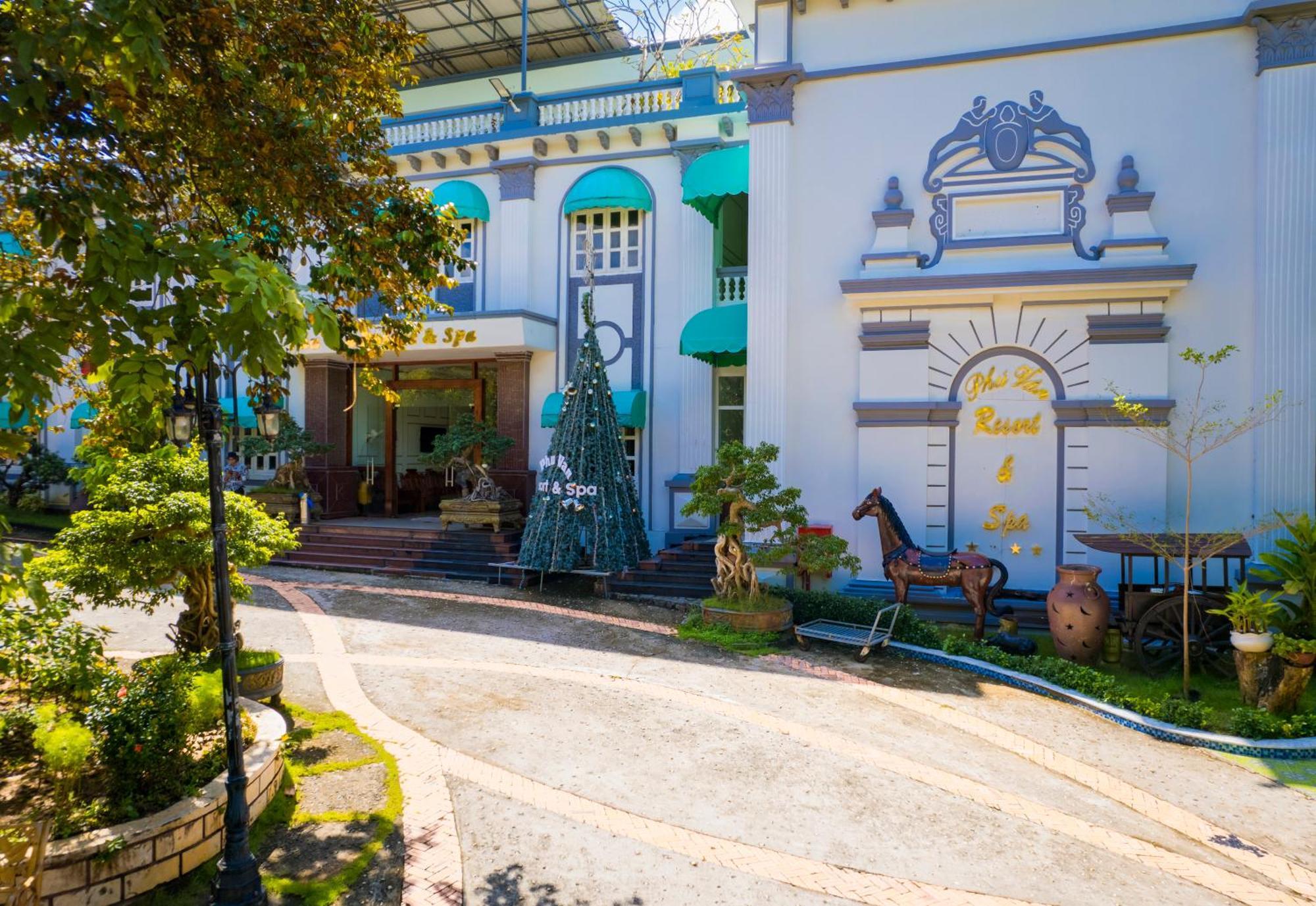 Resort Phu &