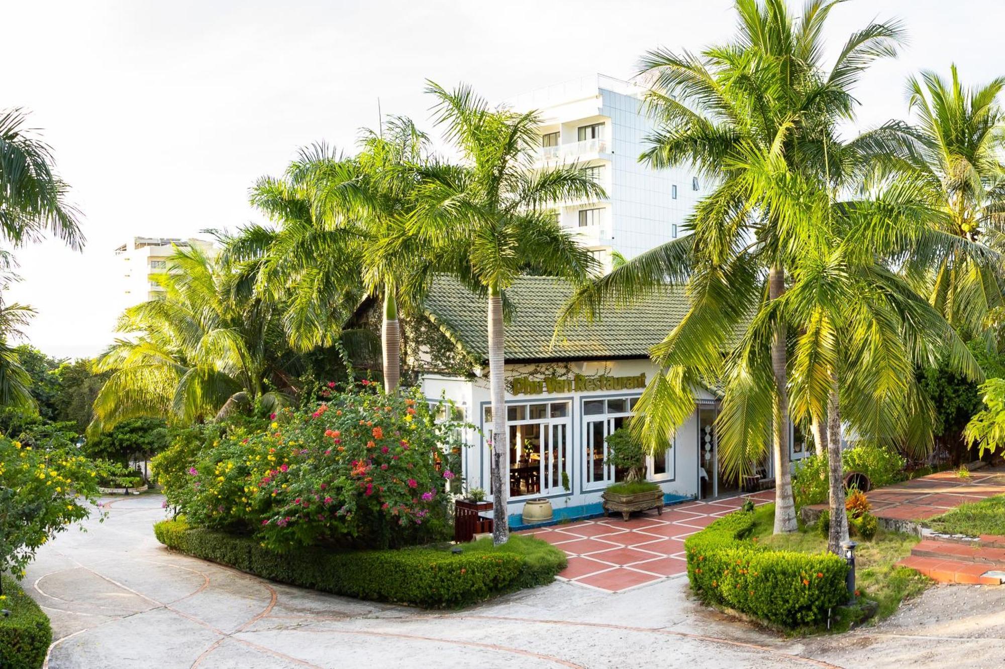Resort Phu &