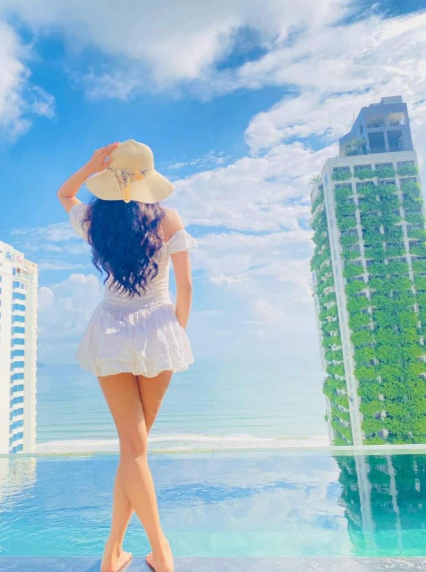 Santa Luxury Da Nang