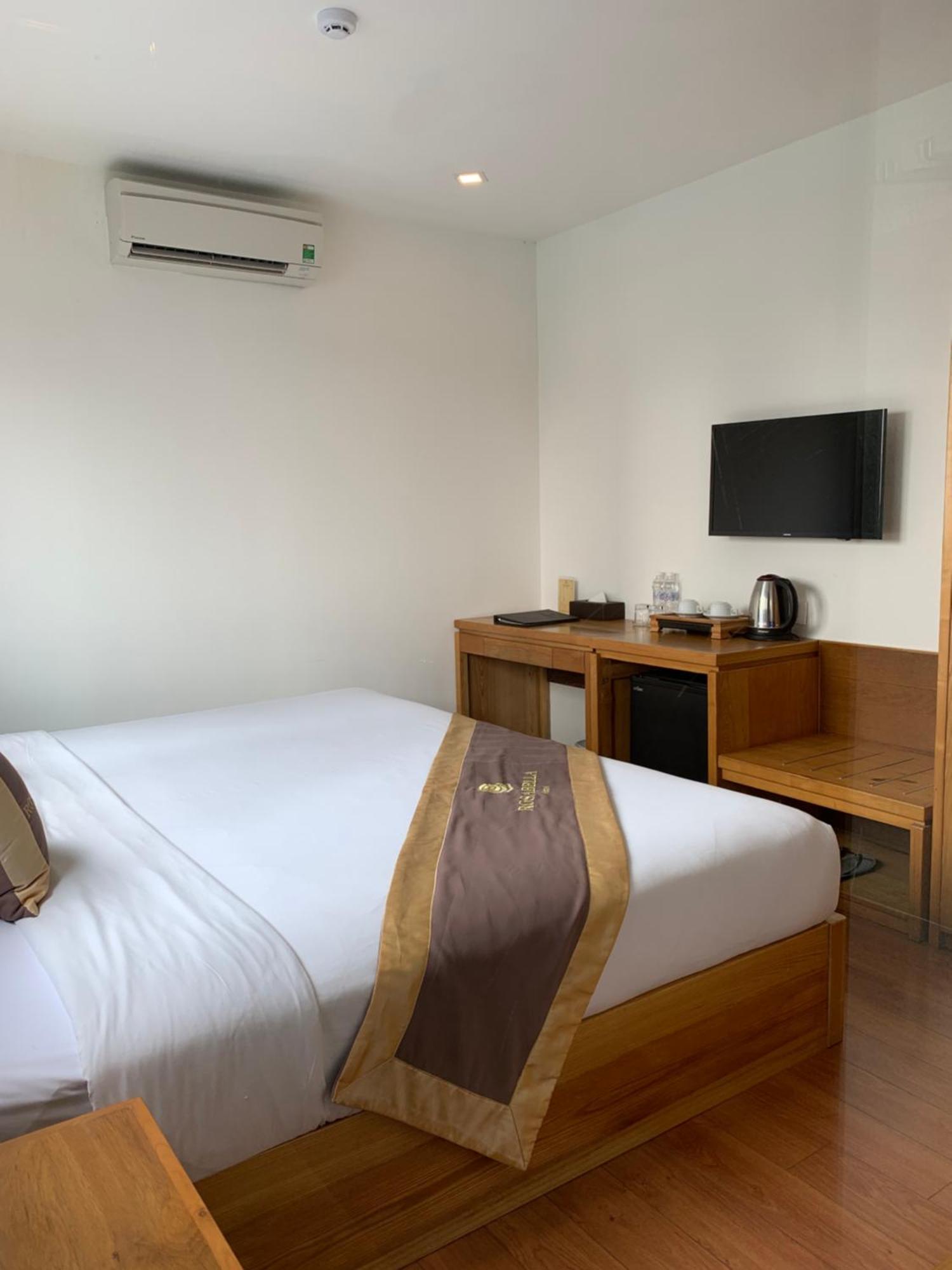 Rosabella Boutique 3*