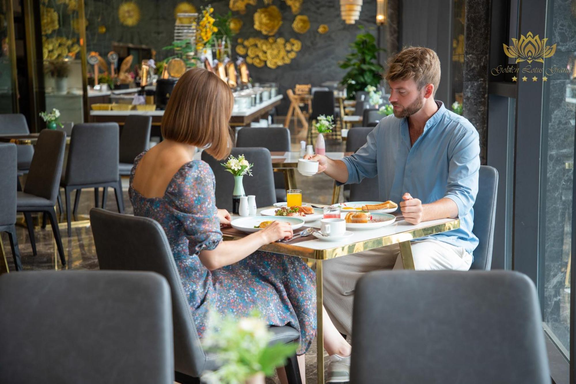Hotel Golden Lotus Grand - Panoramic Rooftop Bar & Daily Afternoon Tea Da Nang