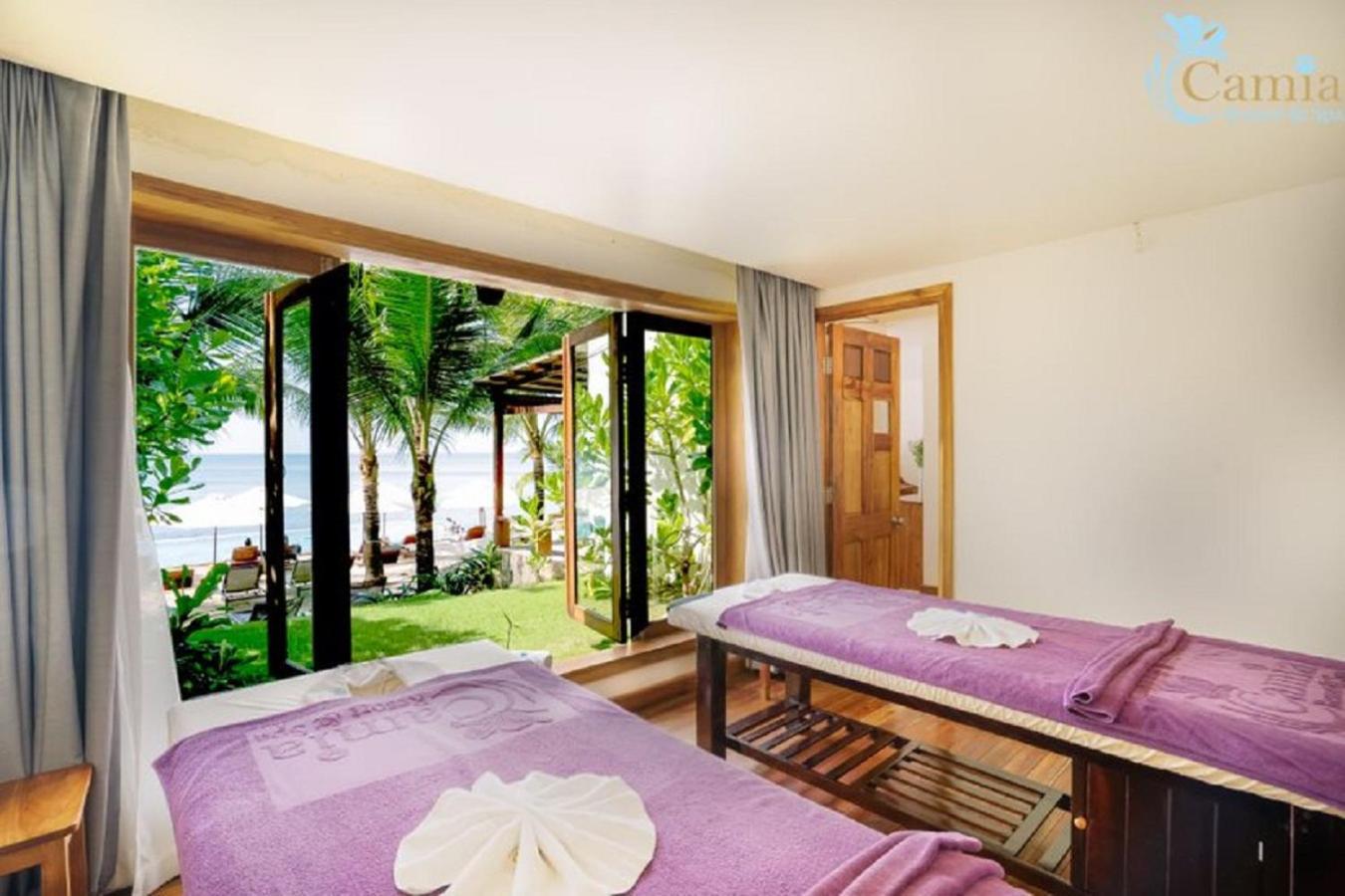 Camia & Phu Quoc