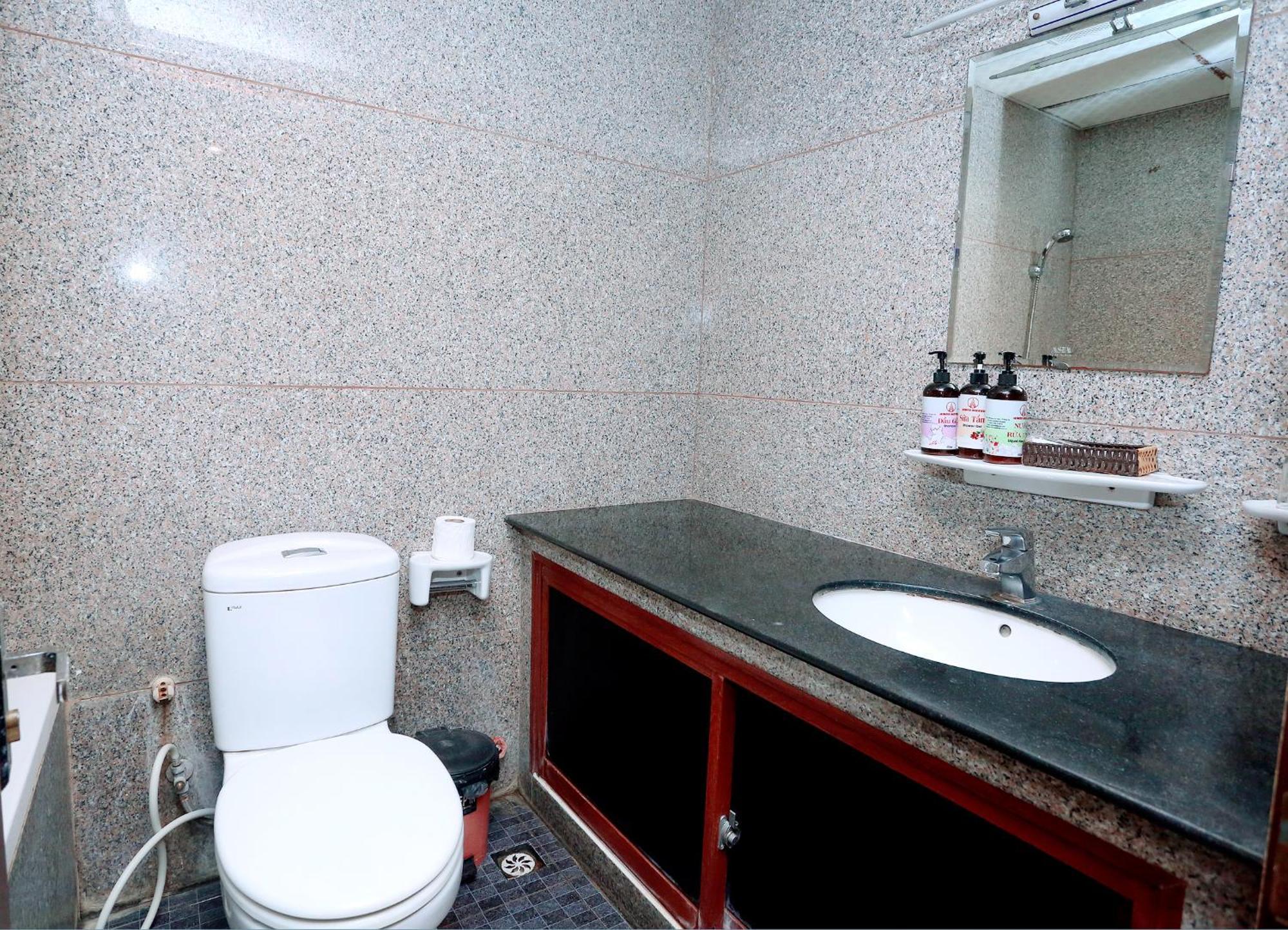 Amis Hotel-trung Tam-gan Bien Hotel 4*