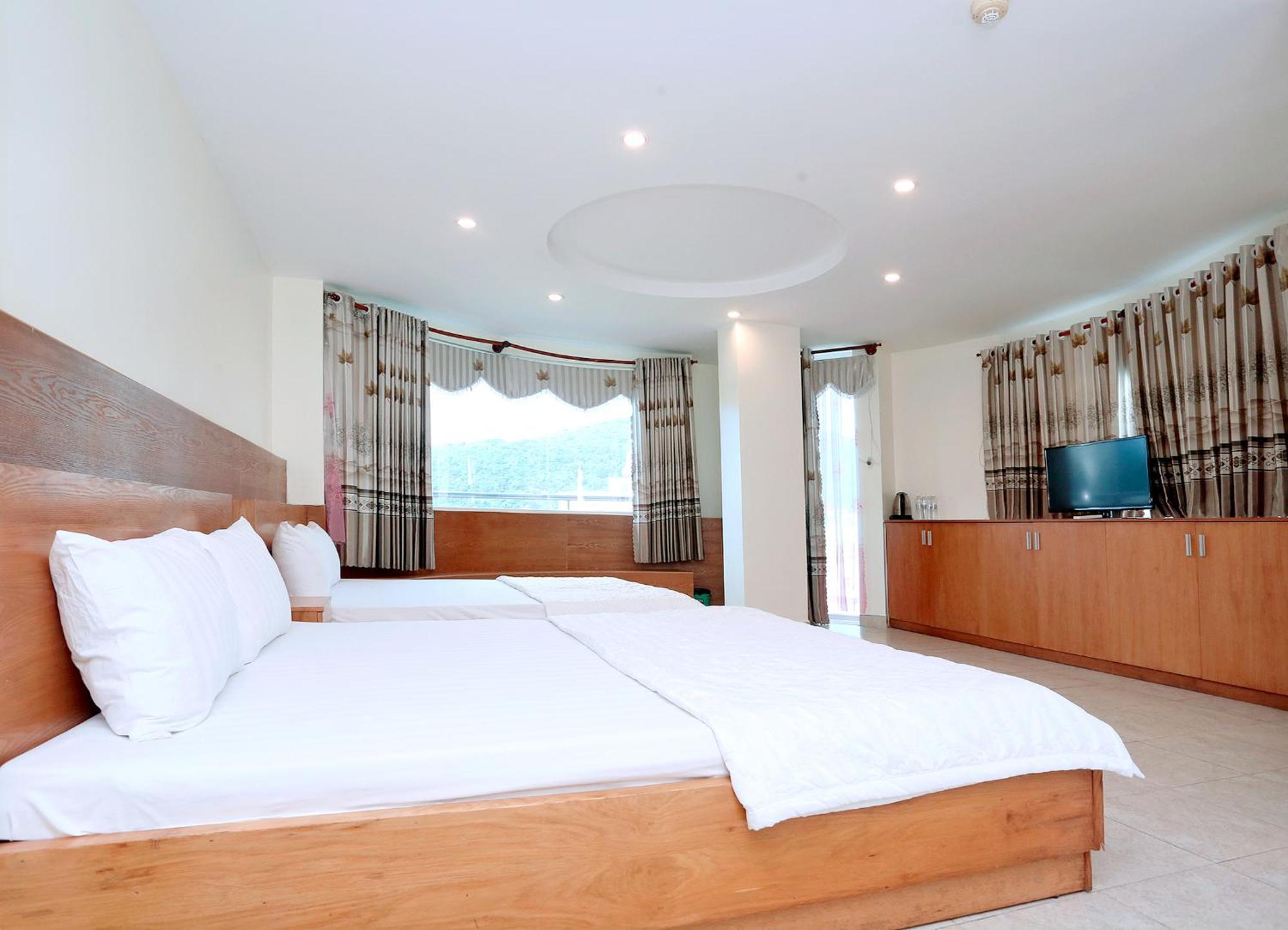Amis Hotel-trung Tam-gan Bien 4*
