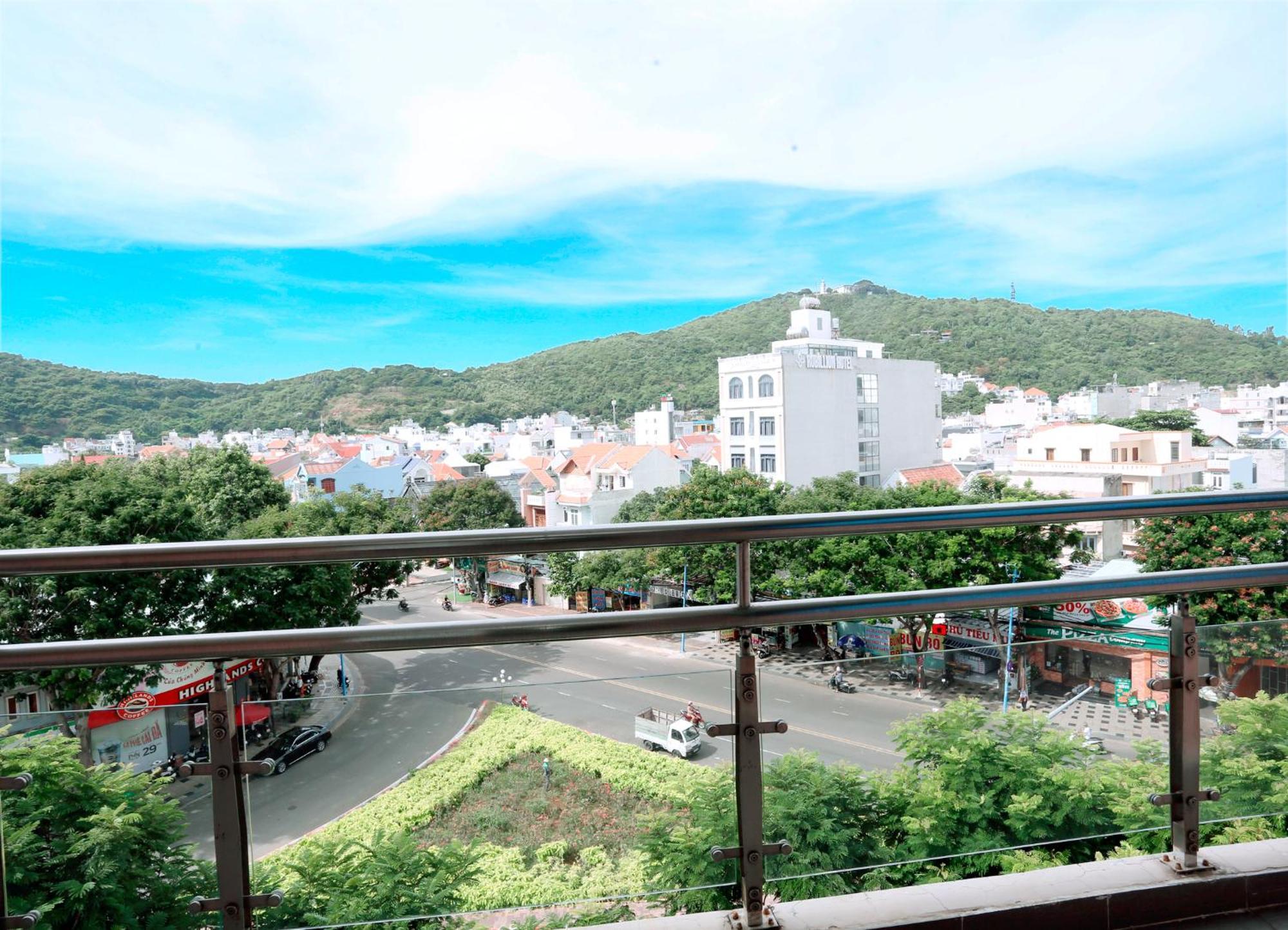 Amis Hotel-trung Tam-gan Bien Hotel
