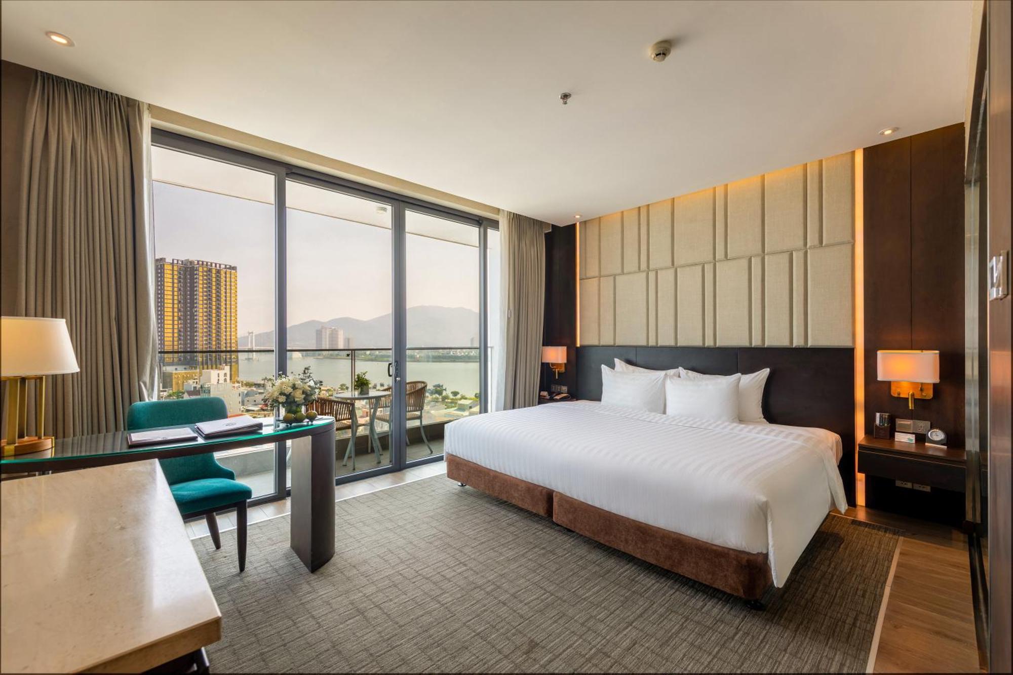Hotel New Orient 4*
