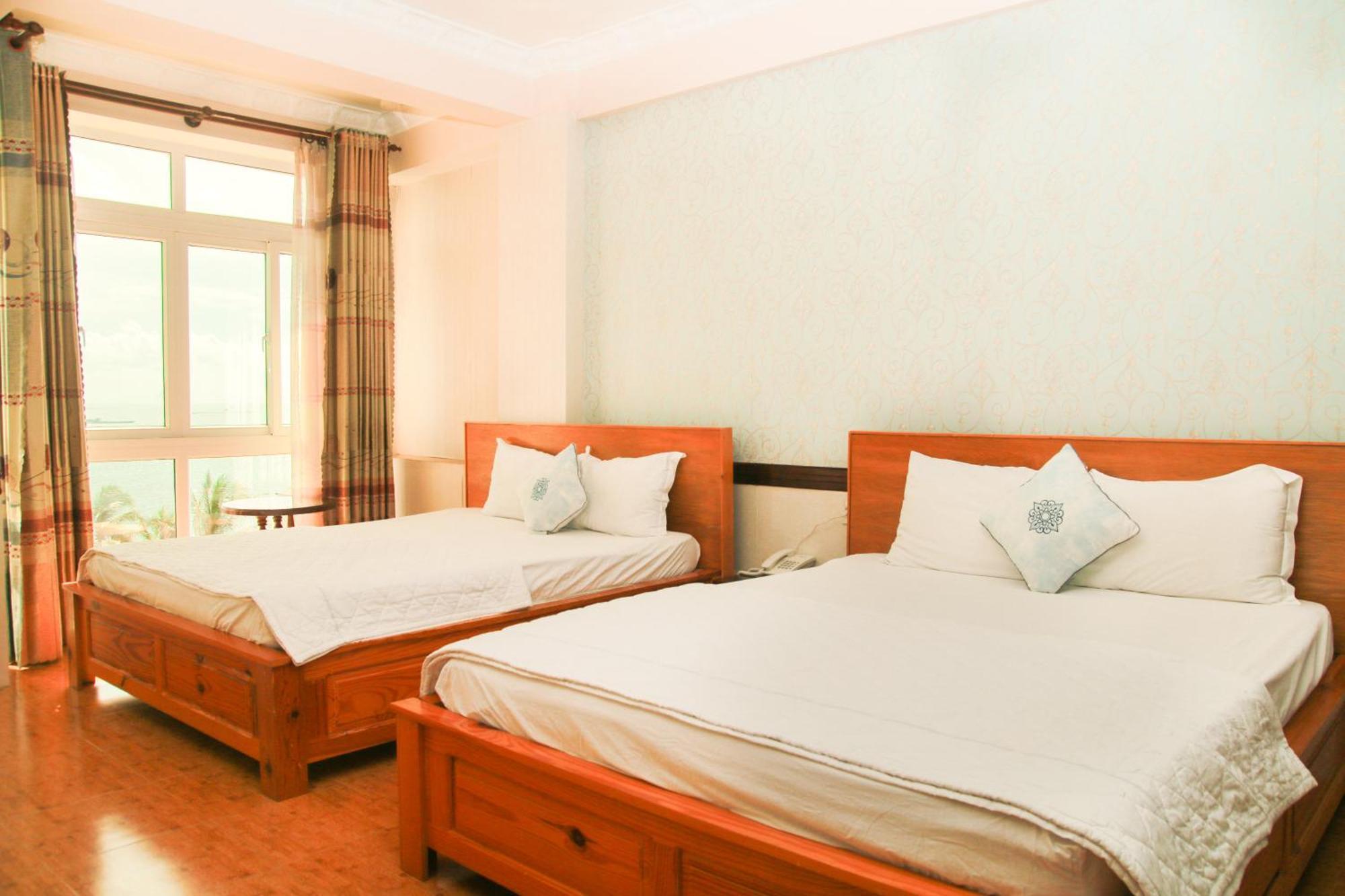 Anh Dao Hotel 2*