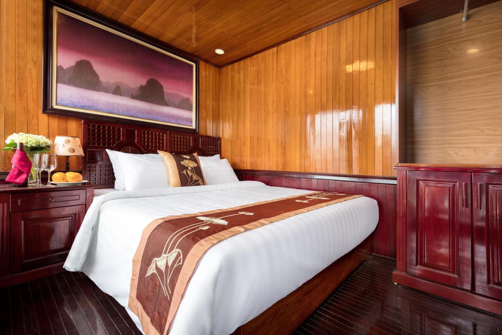 Cozy Bay Classic Cruise  3*