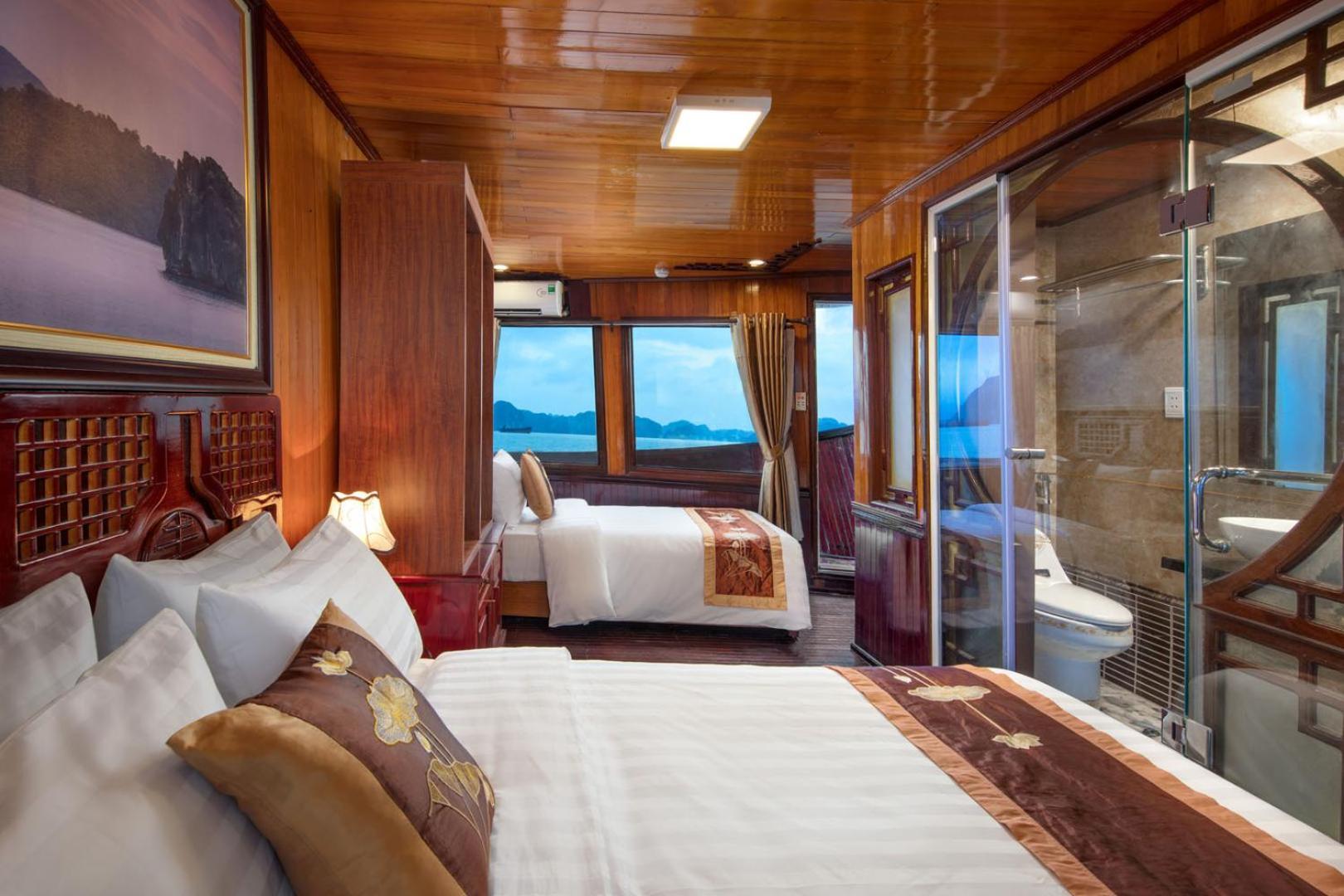 Cozy Bay Classic Cruise 3* Hạ Long