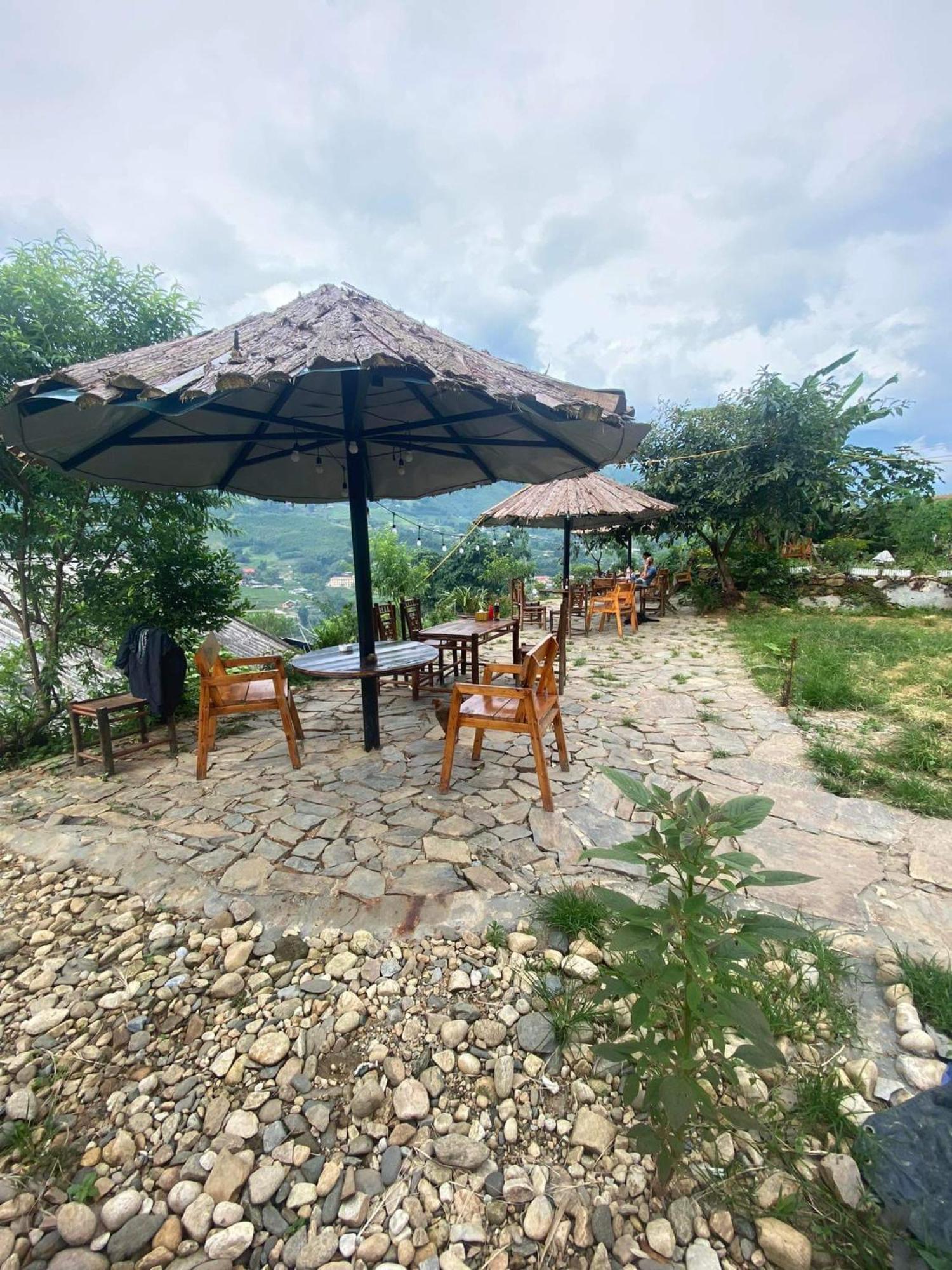 Mekhoo & Zizi Bed & Breakfast