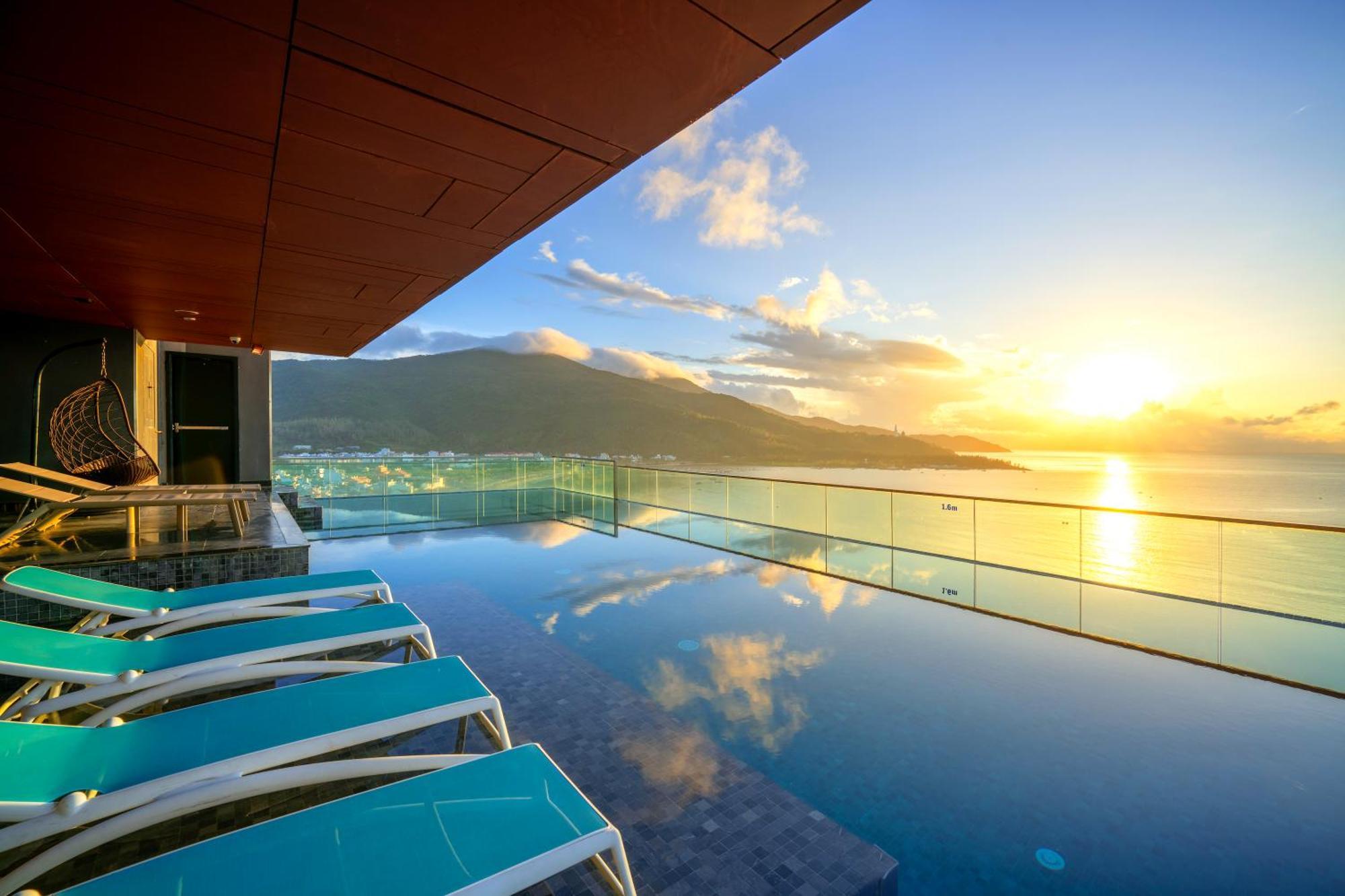 Khách Sạn&spa The Code 4*
