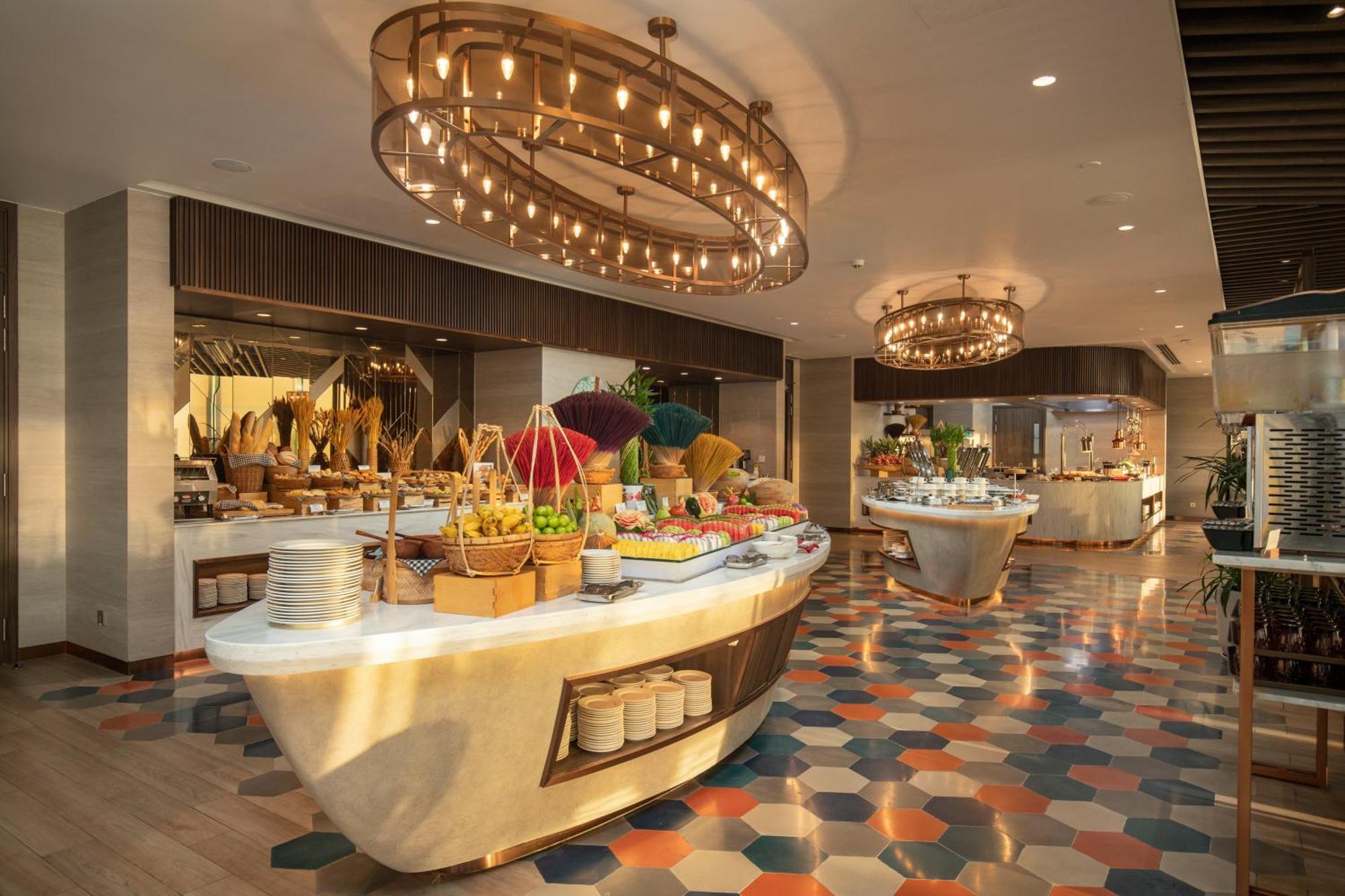 Radisson Hotel 5*