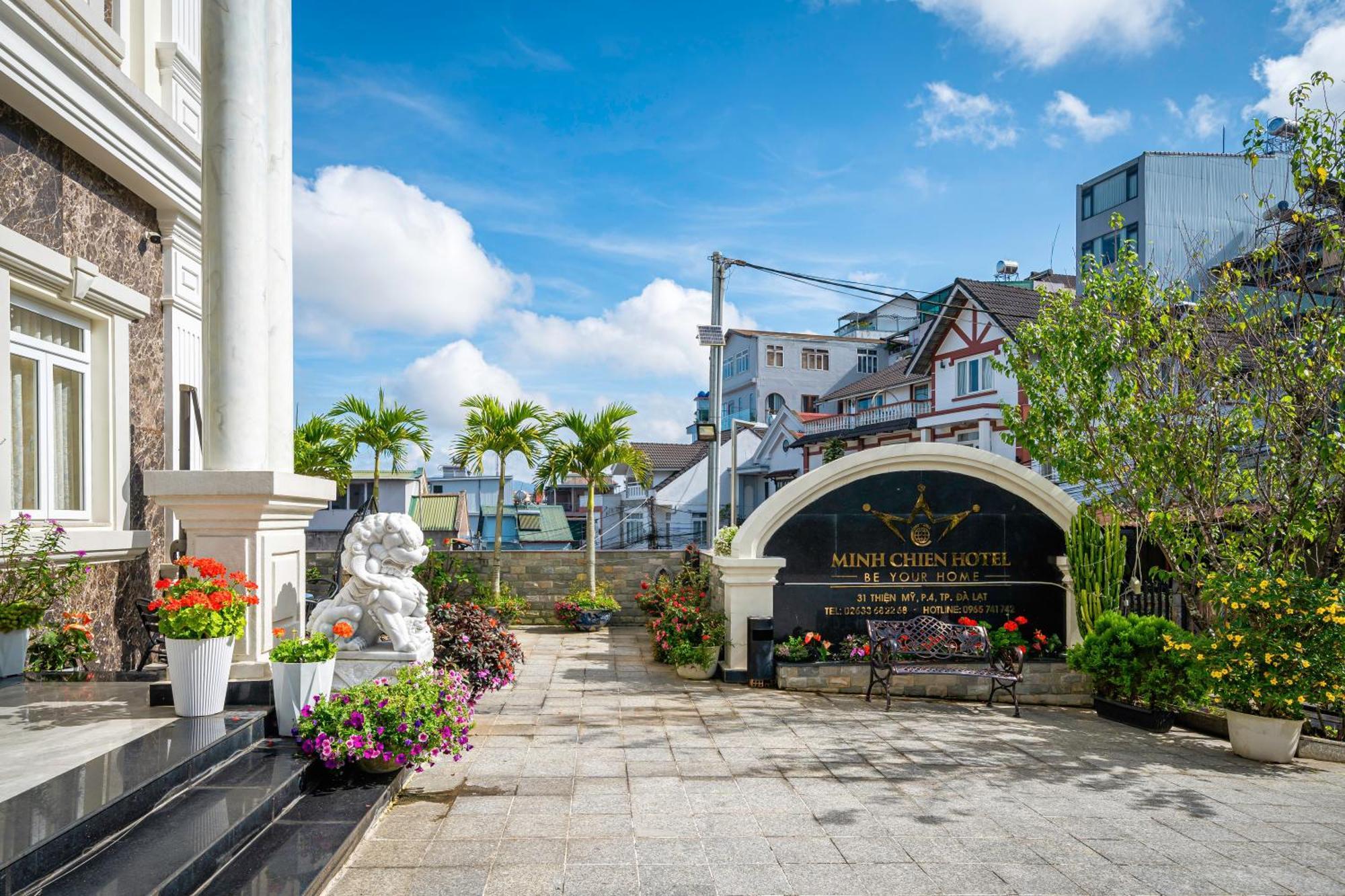 Minh Chien Hotel