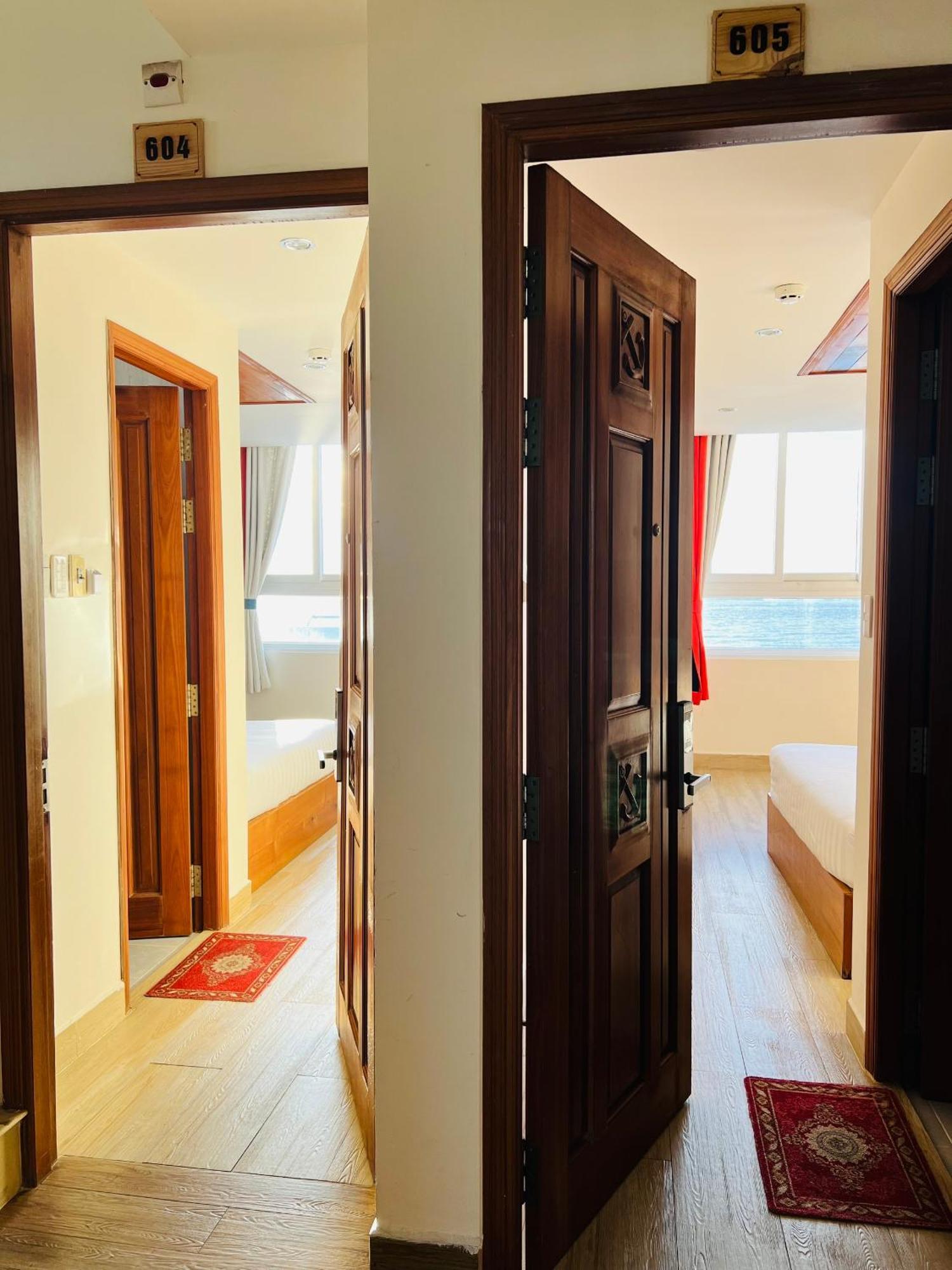 Hotel Light House 3*