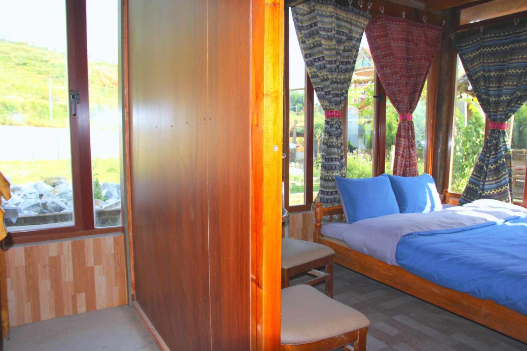 Surelee House And Trekking *
