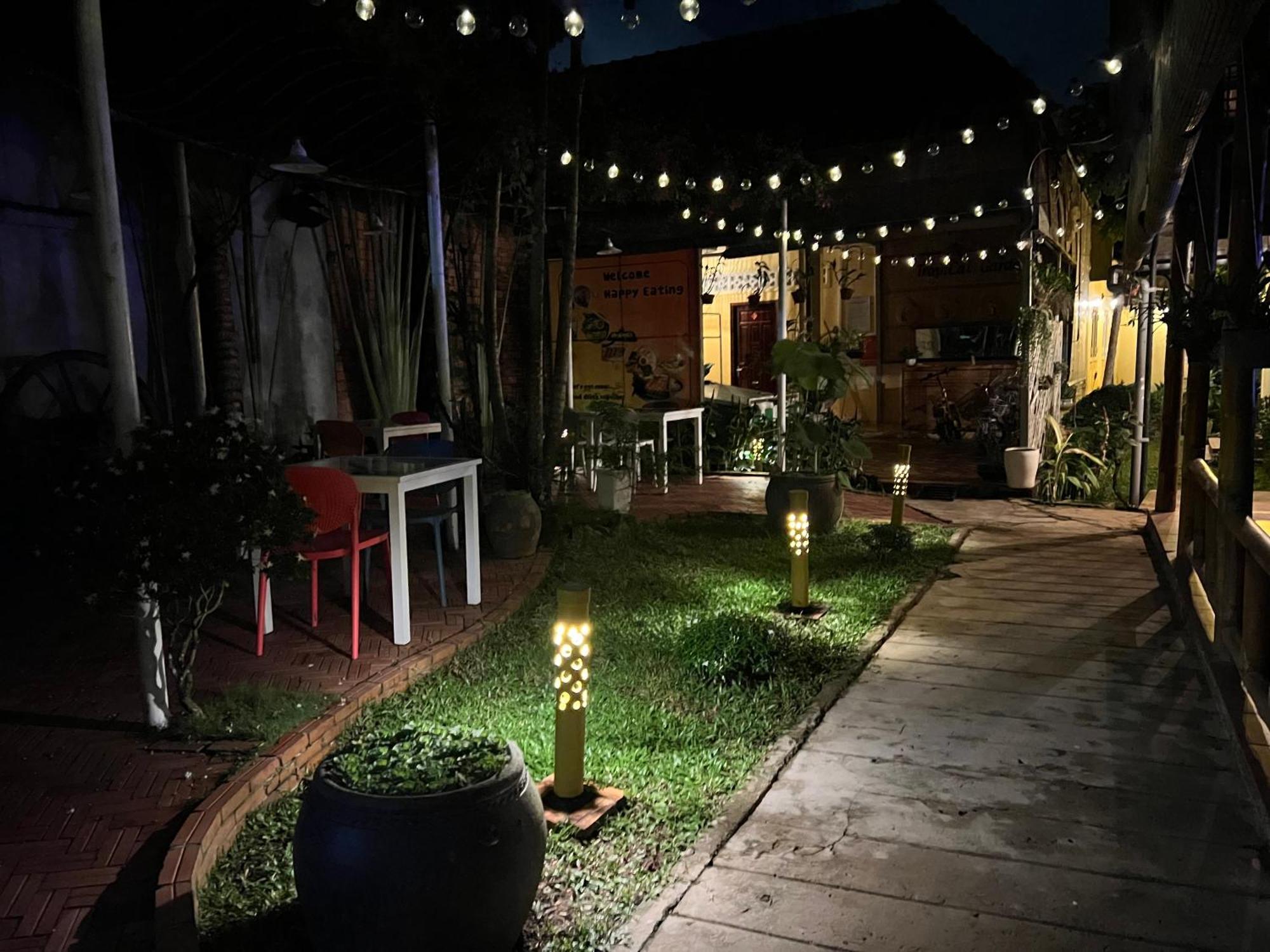 Tropical Garden Homestay *