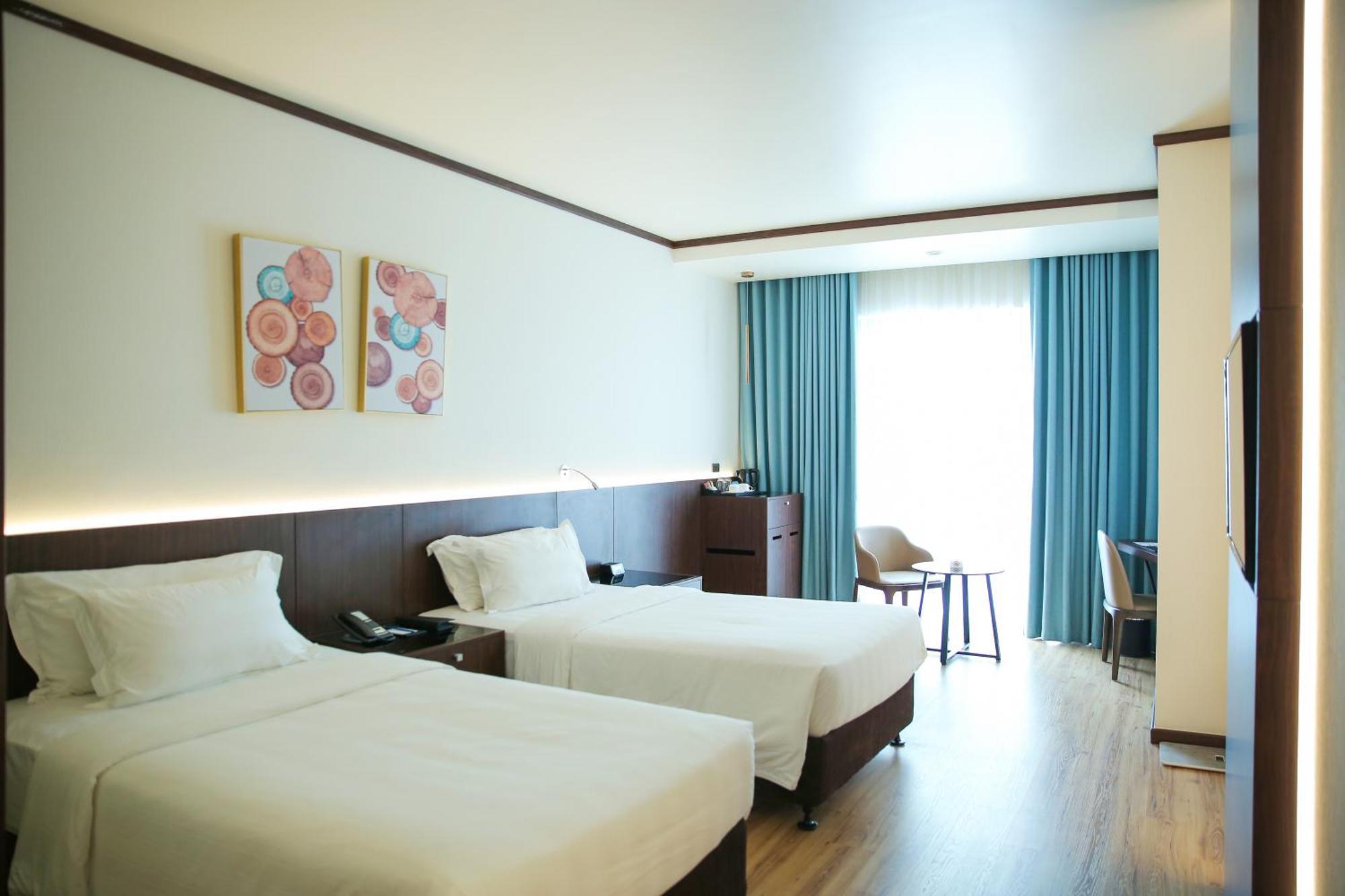 Hotel Wyndham Legend Halong 5*