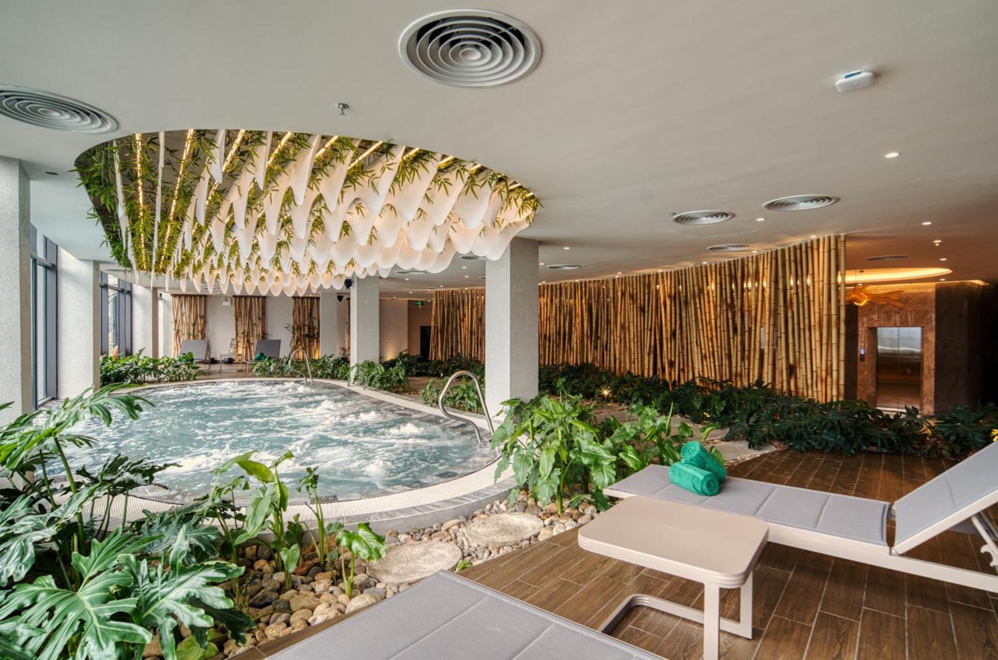 Hotel Lady Hill 5*