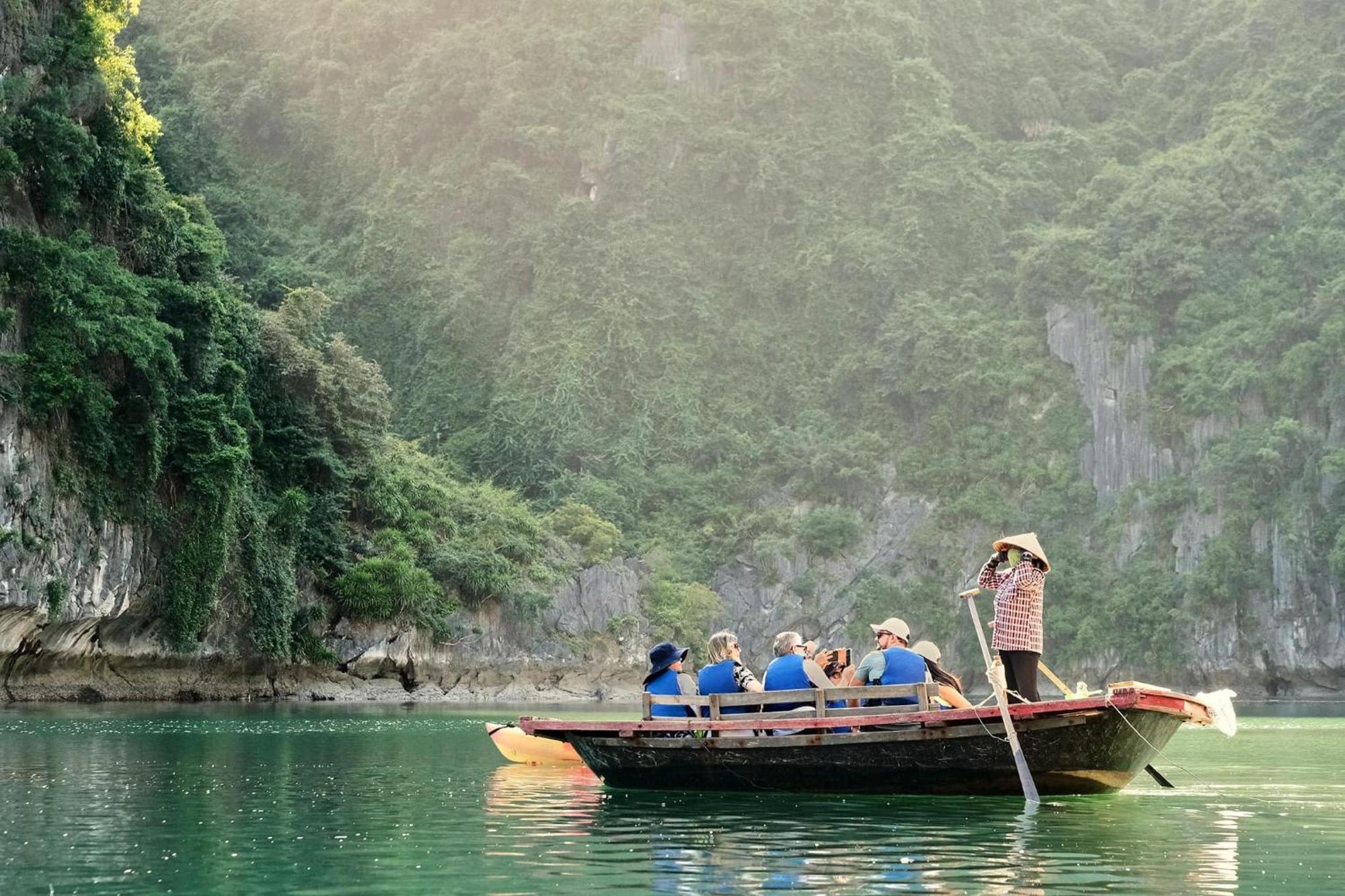 Halong Capella Cruise - Member Of Lyra Cruise Collection  5*