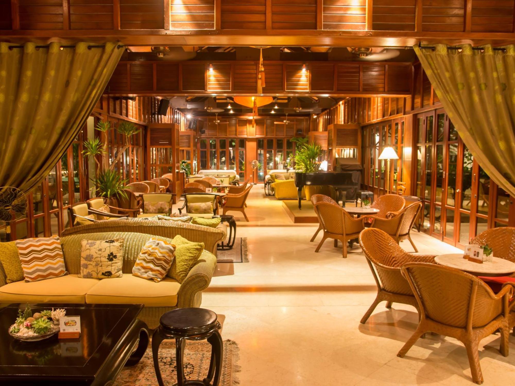 Resort Furama