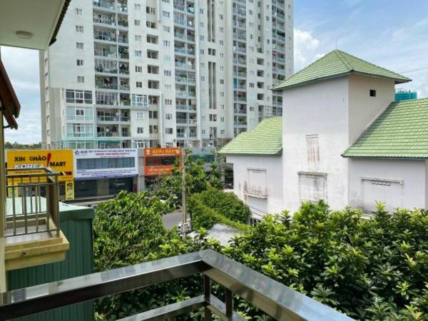 Hoa Sua Hotel *