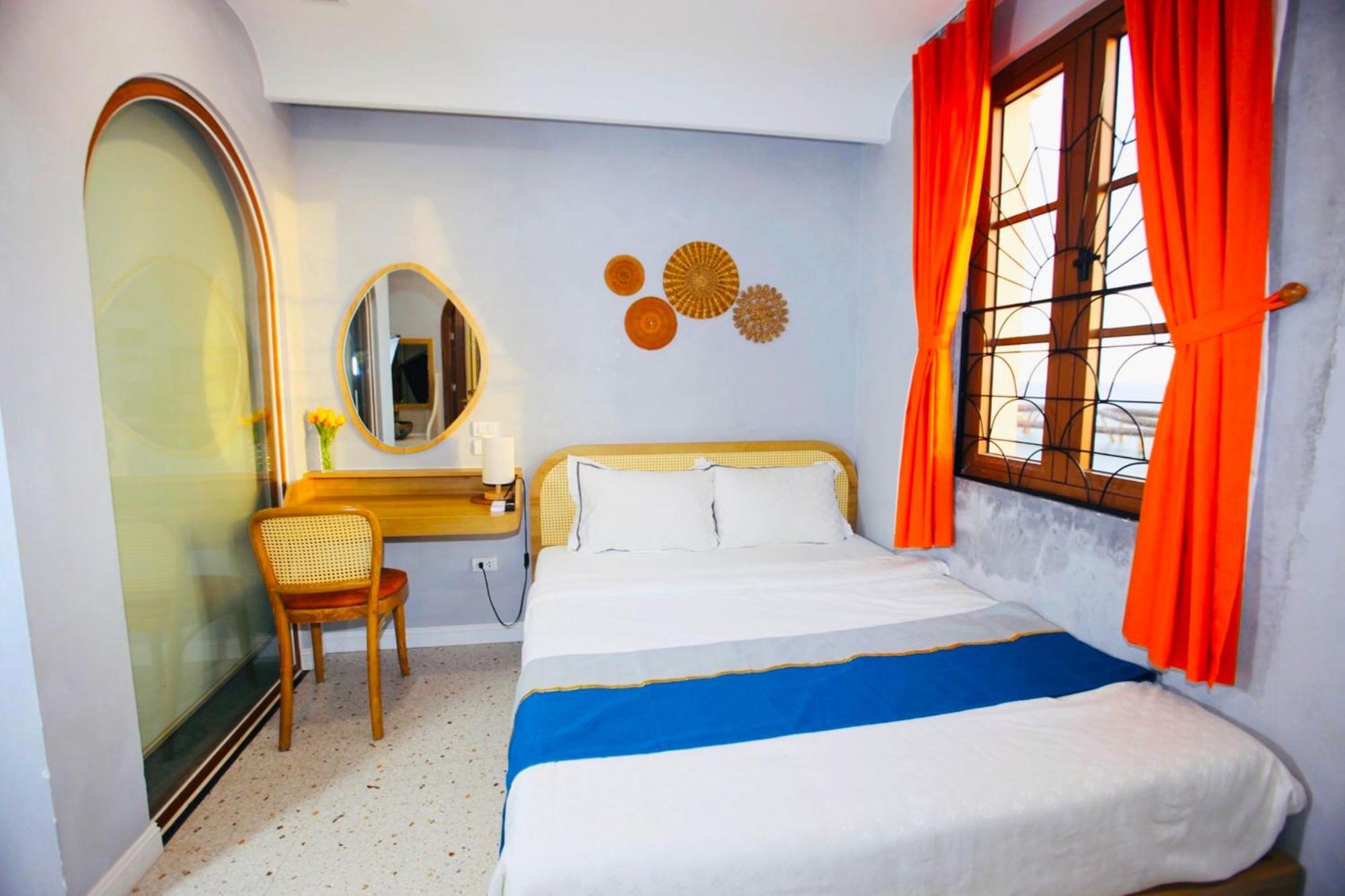 Rova Hotel 3*