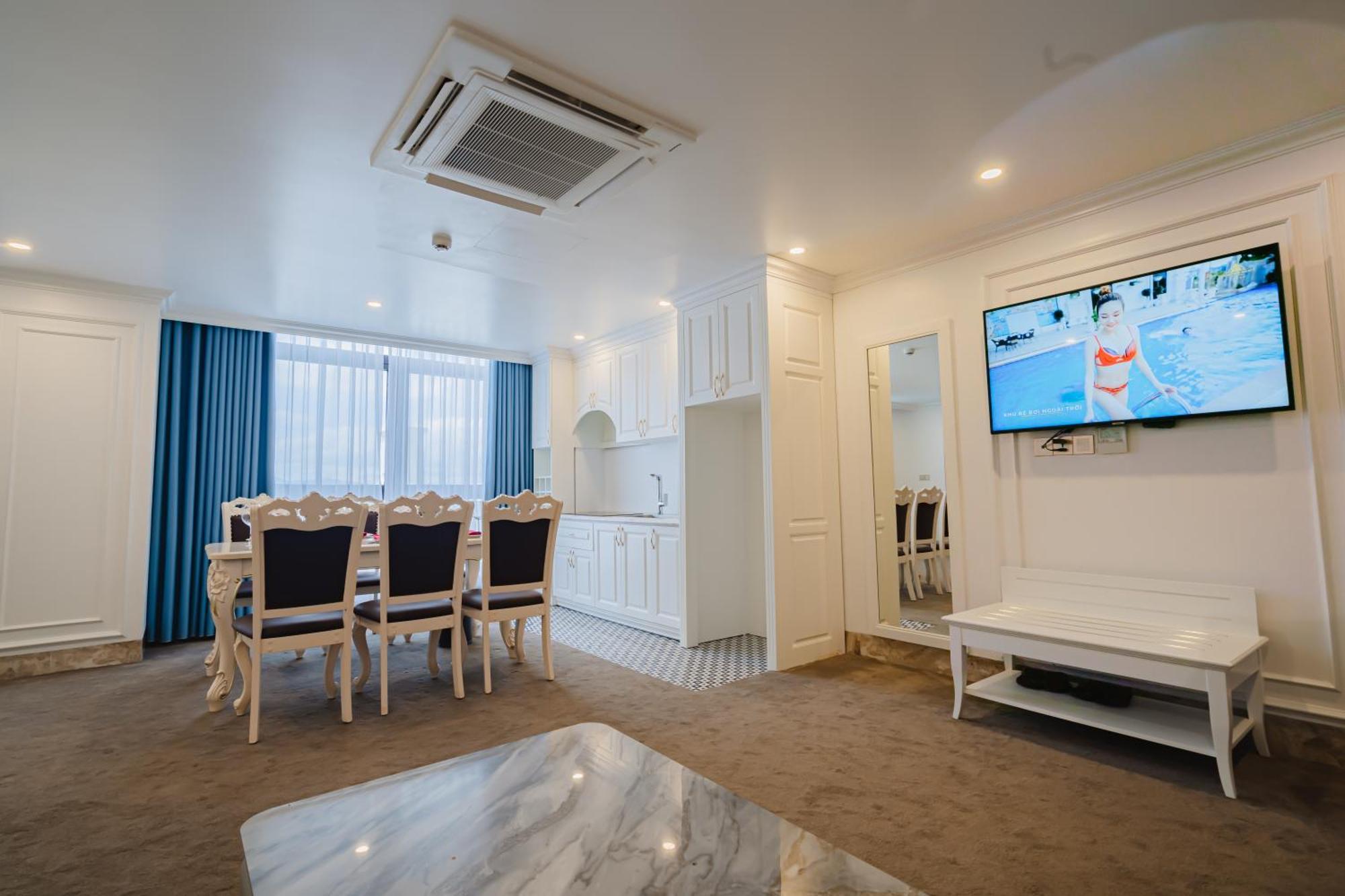 Grand View Palace 5*