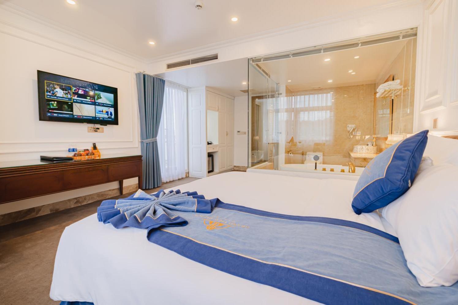 Grand View Palace 5*