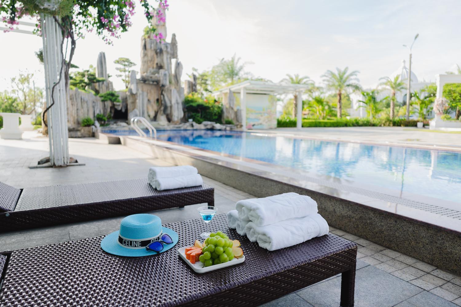 Hotel Grand View Palace
