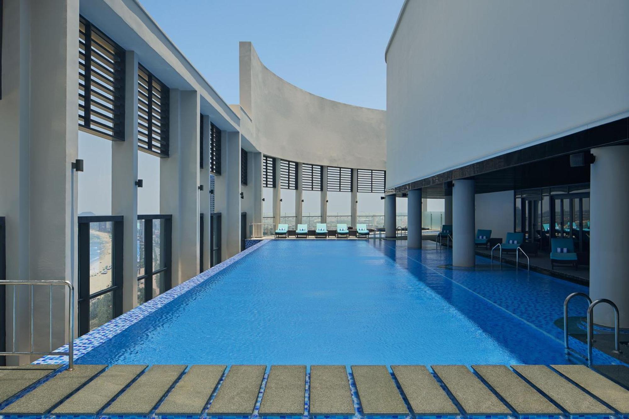 Khách sạn Four Points By Sheraton